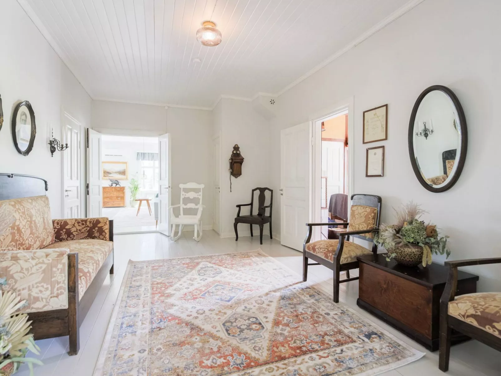 Kapteenin huvilat-Inside