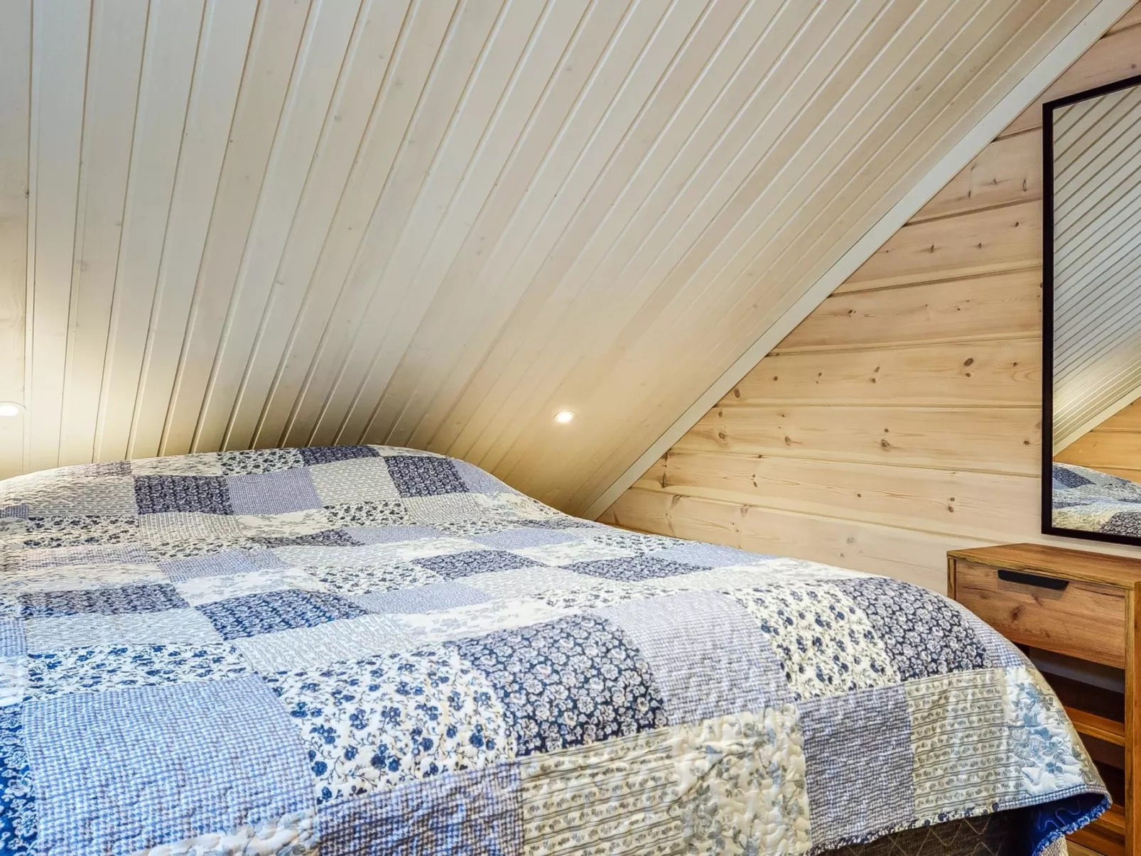 Pyhtään jussila-Inside