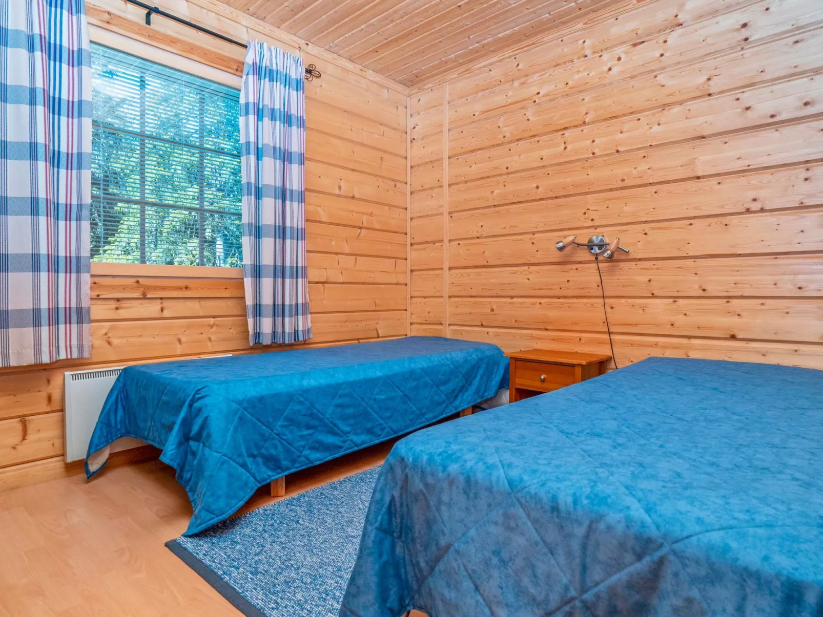 Kinostupa 1a (2)-Inside