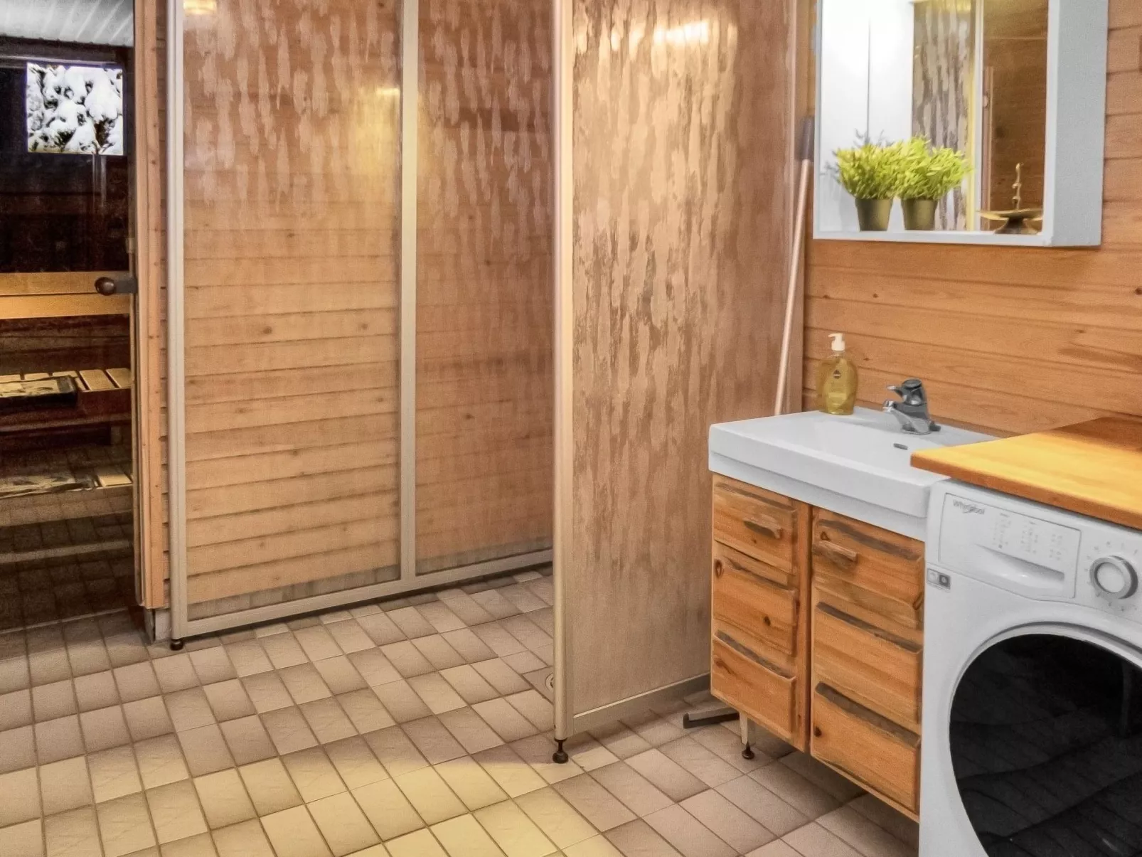 Rantaruka 4d1-Inside