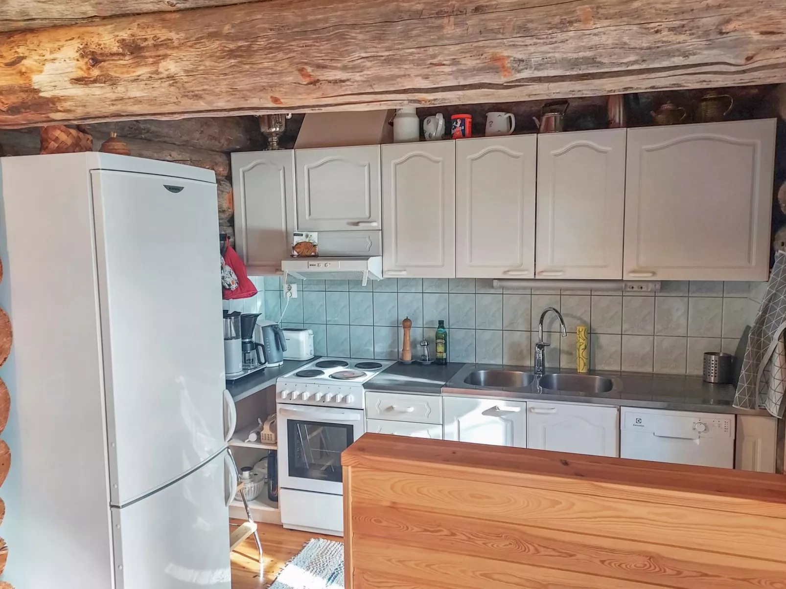 Alakitkajärvi, takkusalmi-Dedans