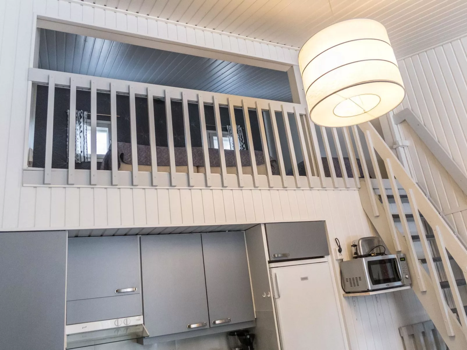 Lomakatti 7 b-Inside