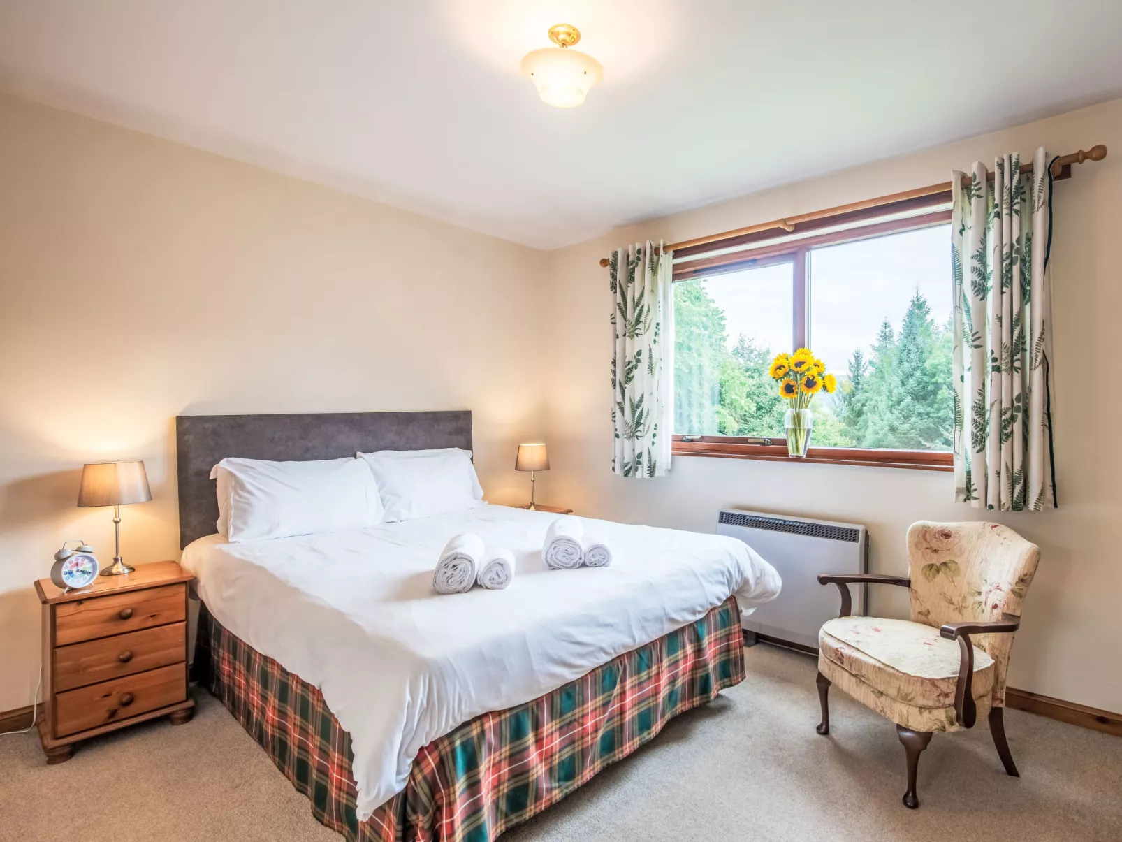 Farmburn Bothy-Drinnen