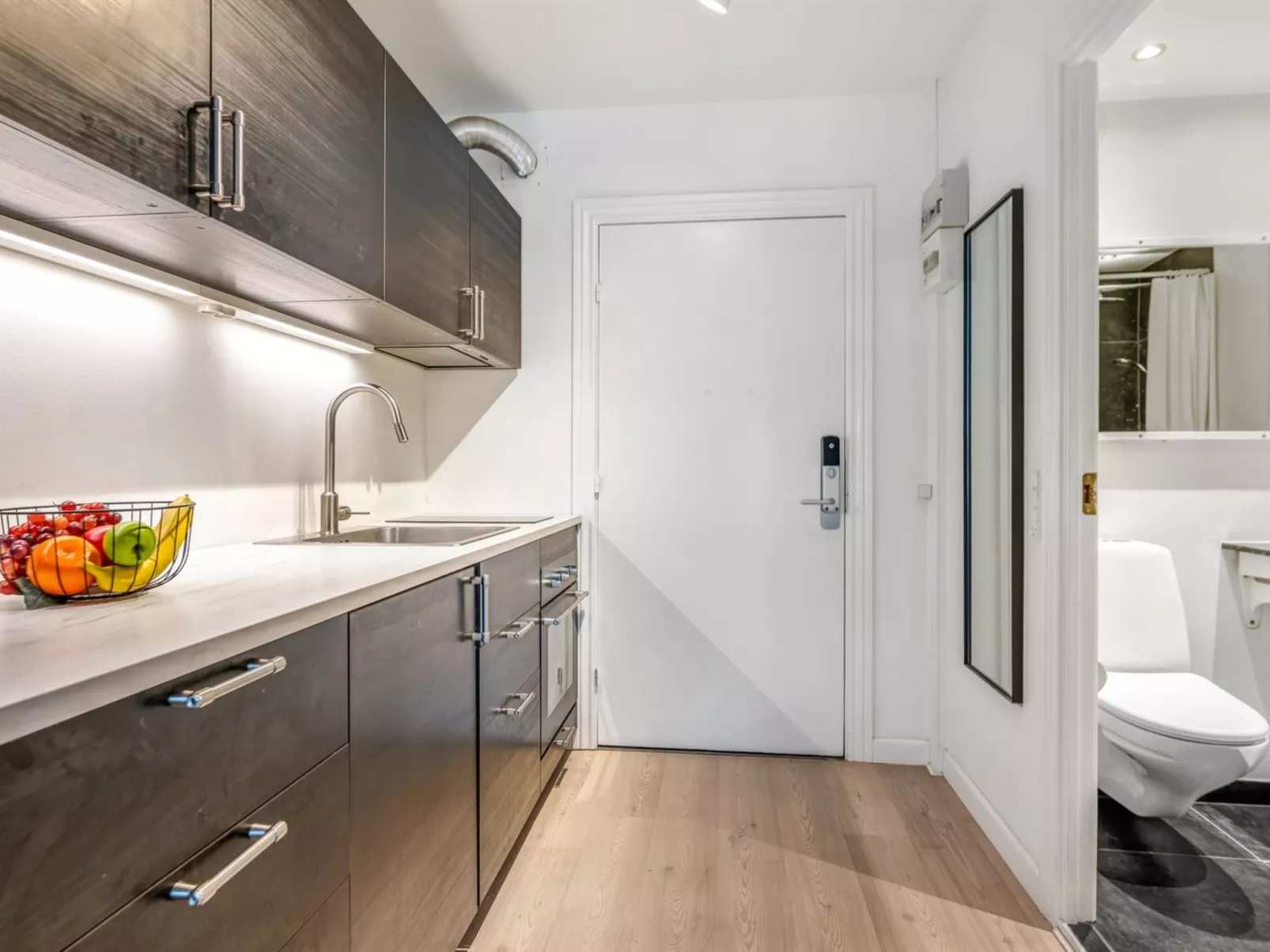 "Epiphania" - 130m from the sea-Inside