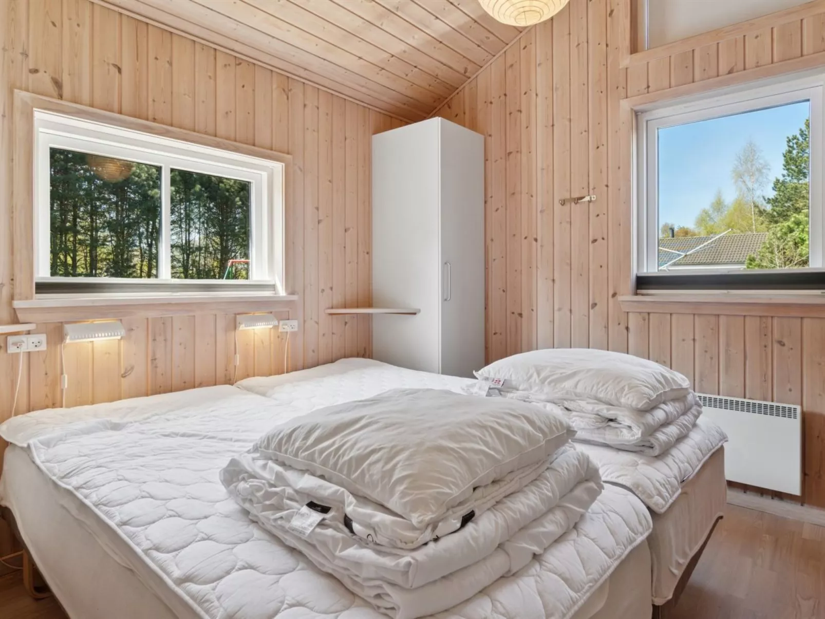 "Edna" - 500m from the sea-Drinnen