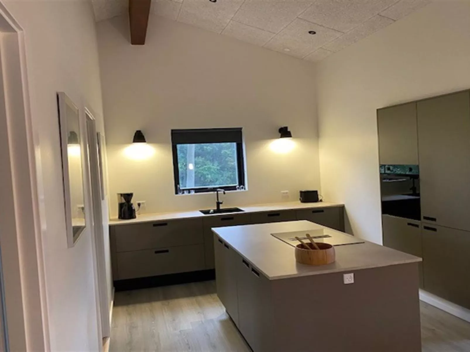 "Jerrik" - 200m from the sea-Dedans