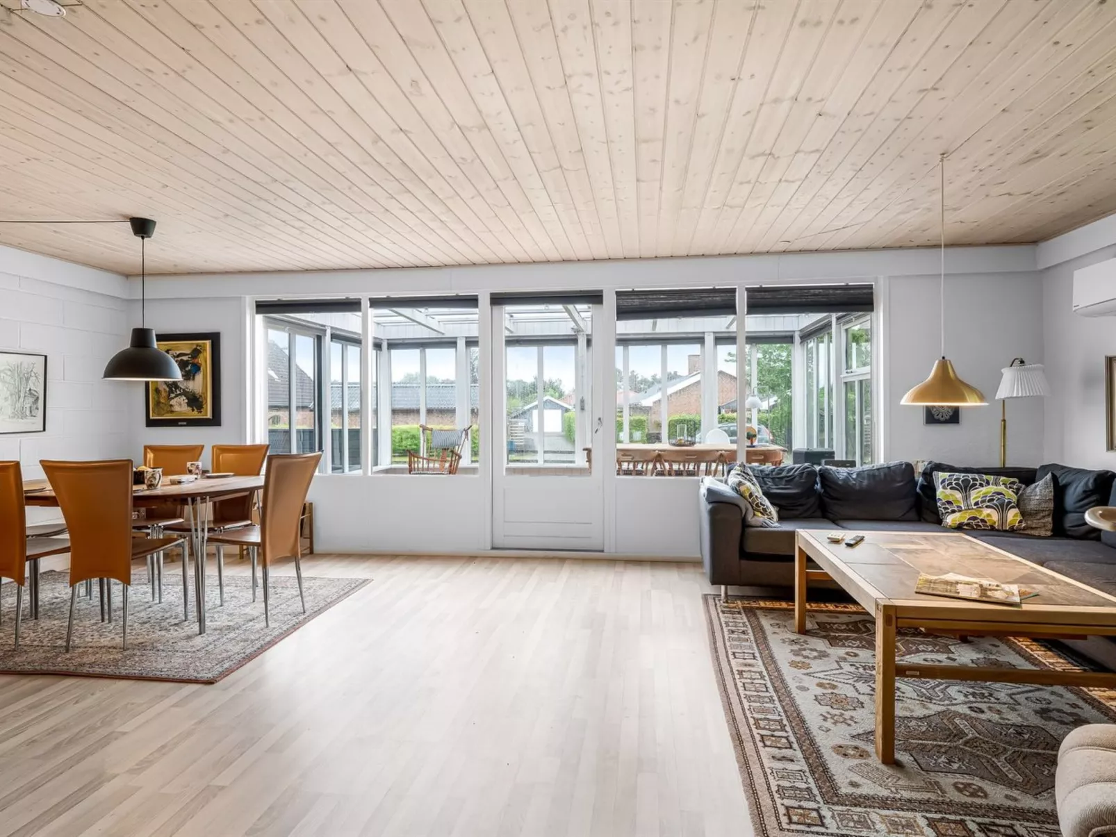 "Johan" -  from the sea-Inside