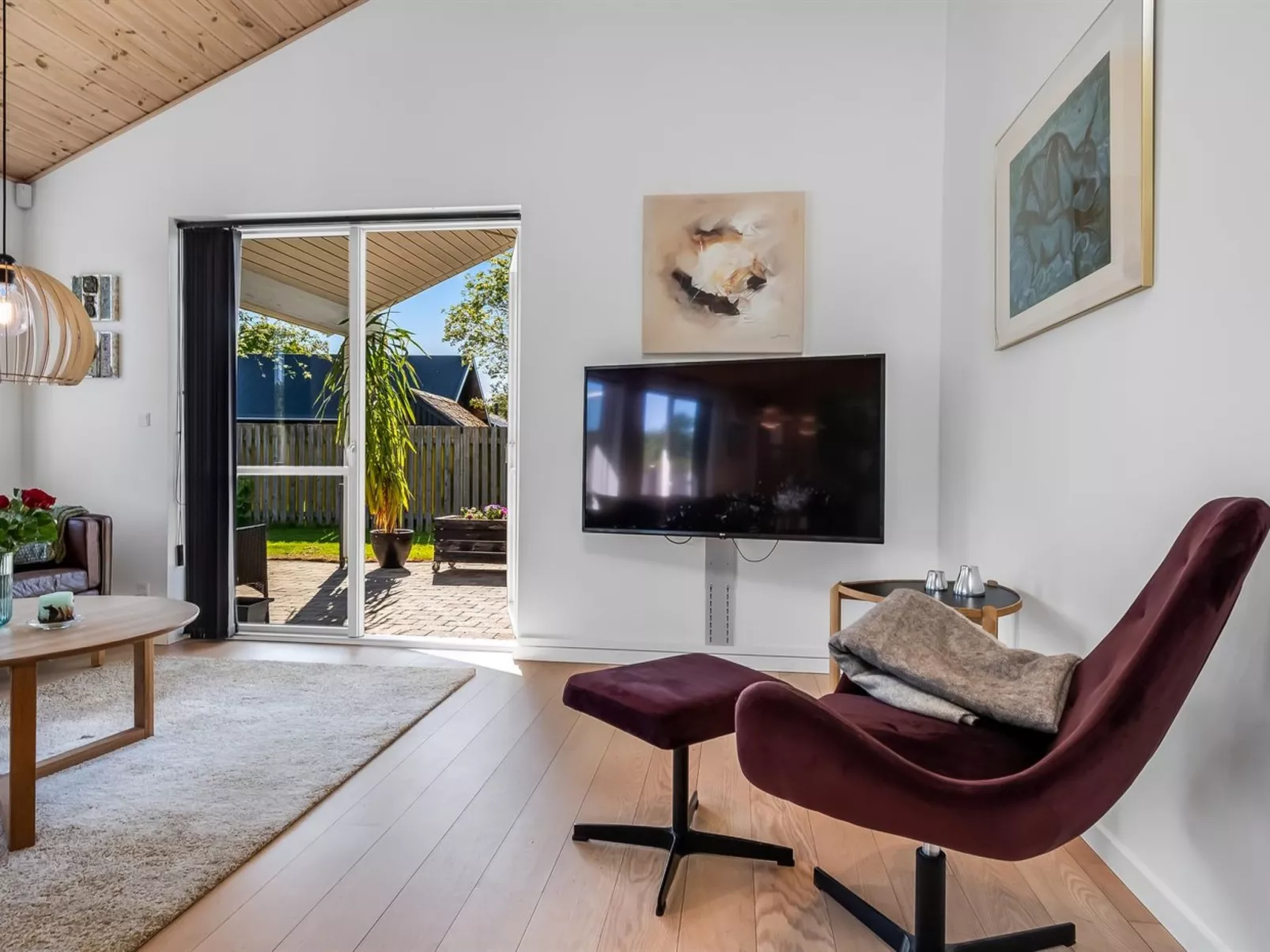 "Shania" - 300m from the sea-Inside