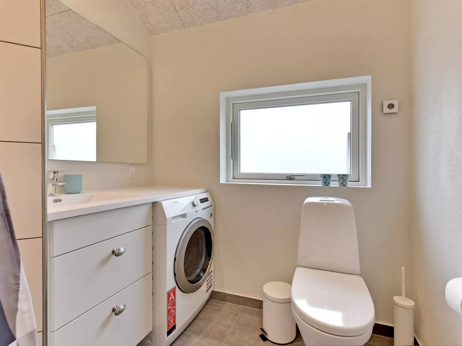 "Hwithoveth" - 1.4km from the sea-Dehors