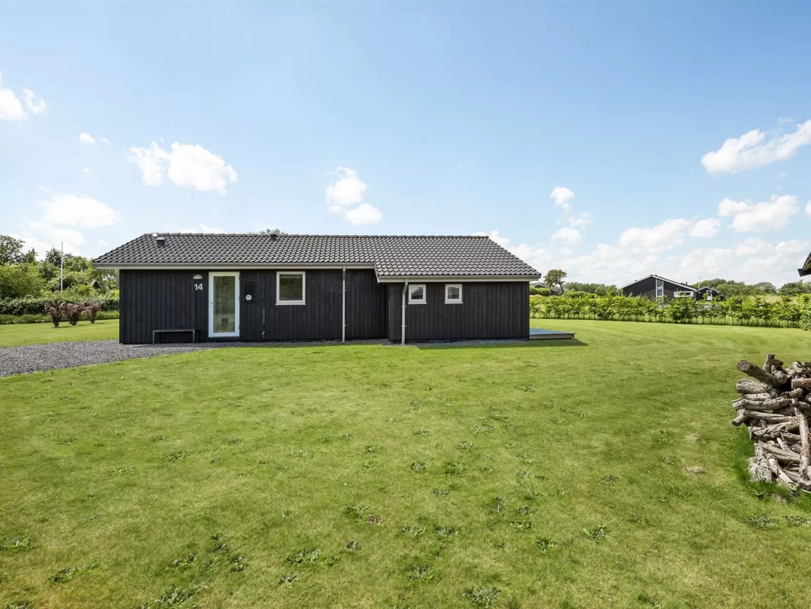 "Rether" - 400m from the sea-Outside