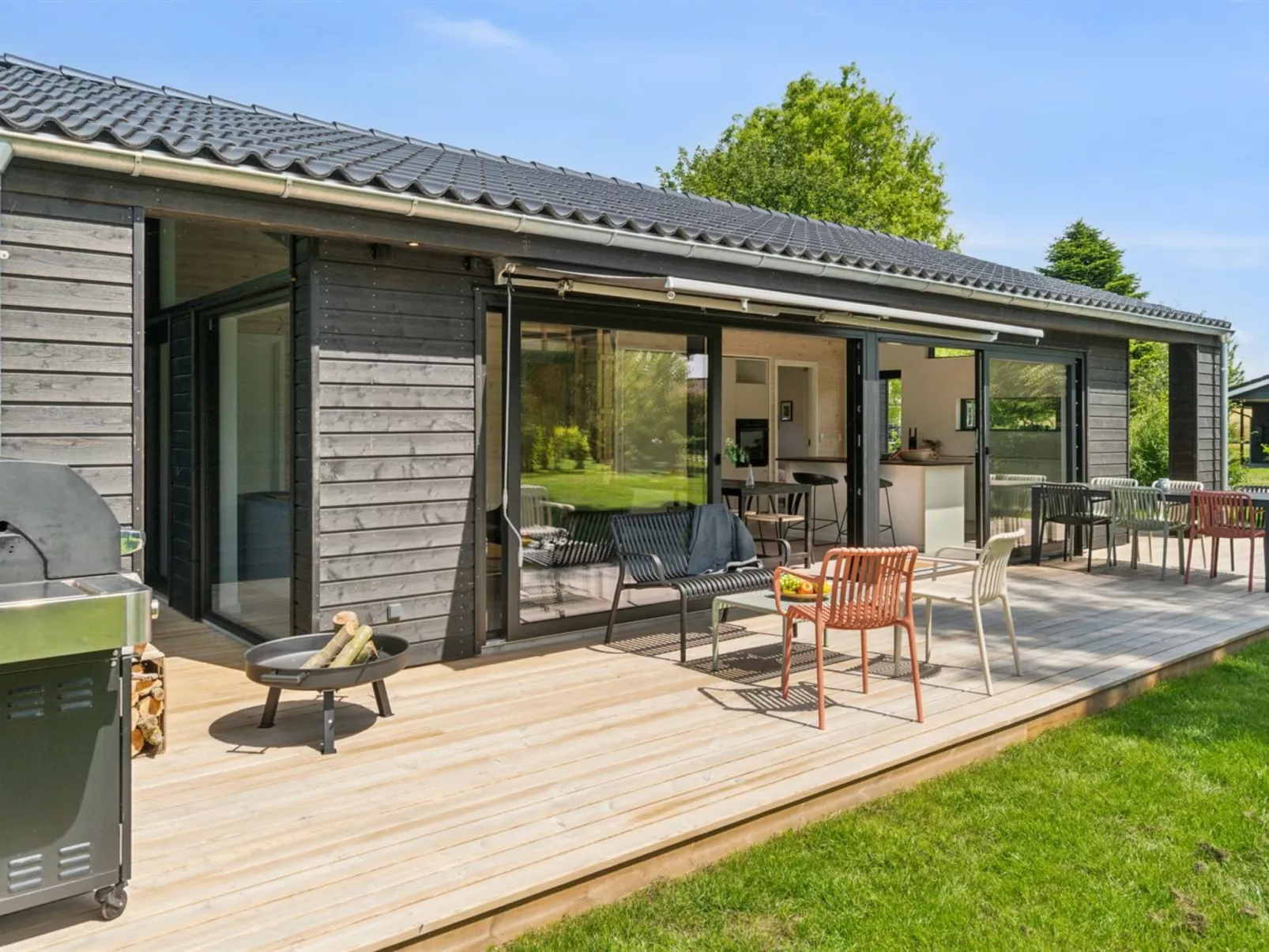 "Herulf" - 450m from the sea-Outside