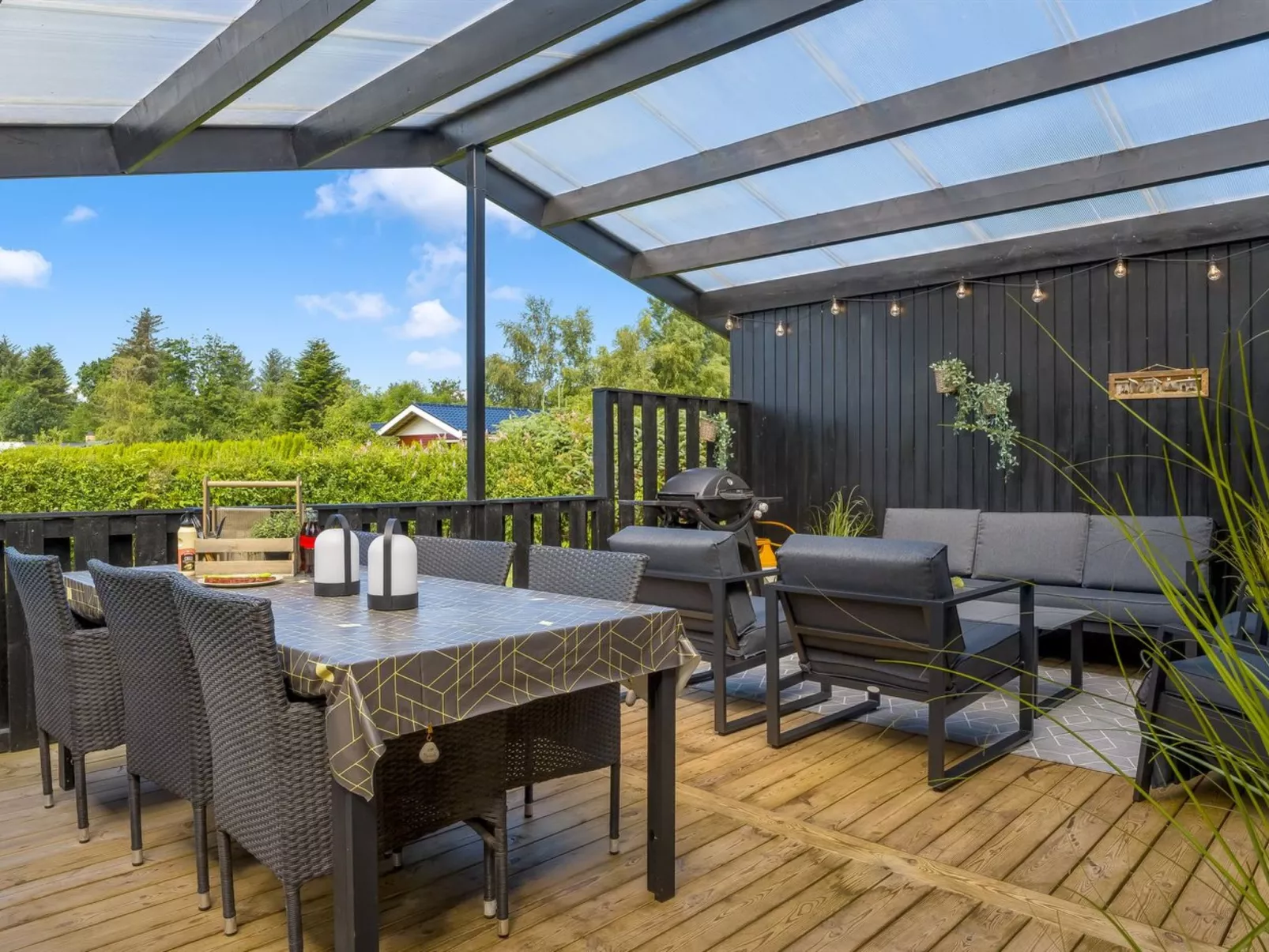 "Elske" -  from the sea-Outside