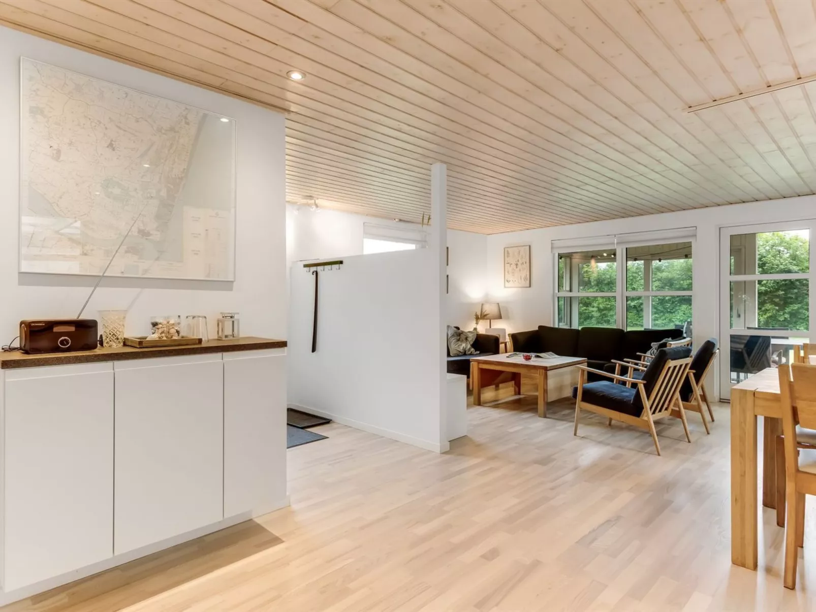 "Alica" -  from the sea-Dedans