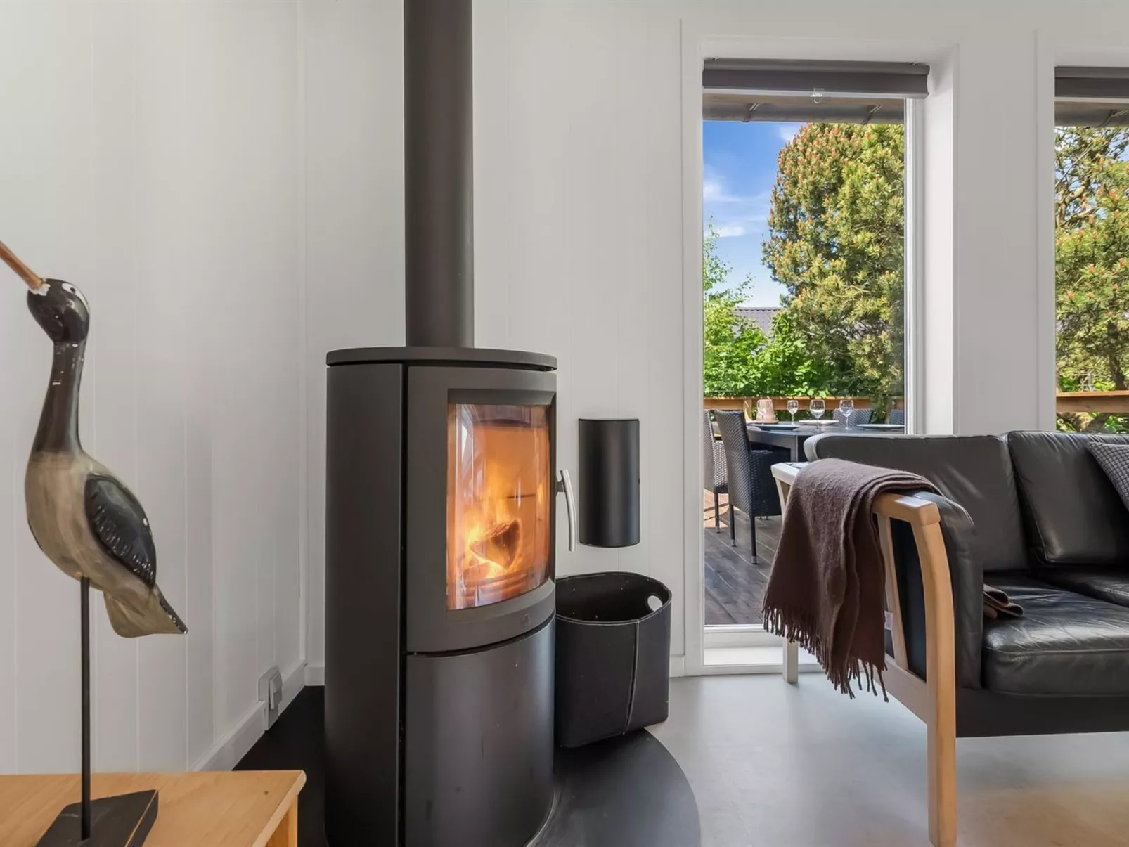 "Hekla" - 150m from the sea-Inside