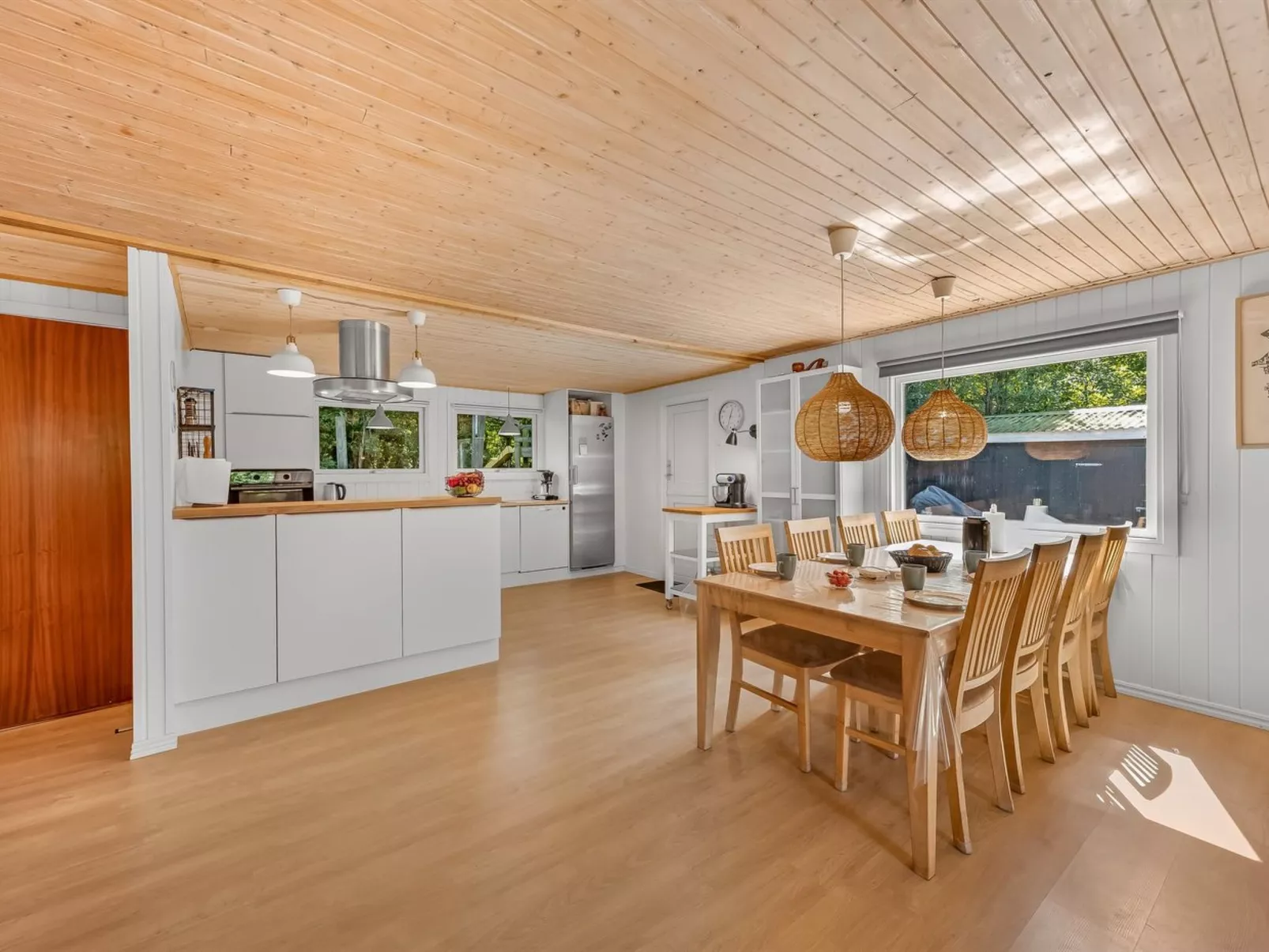 "Eine" -  from the sea-Inside