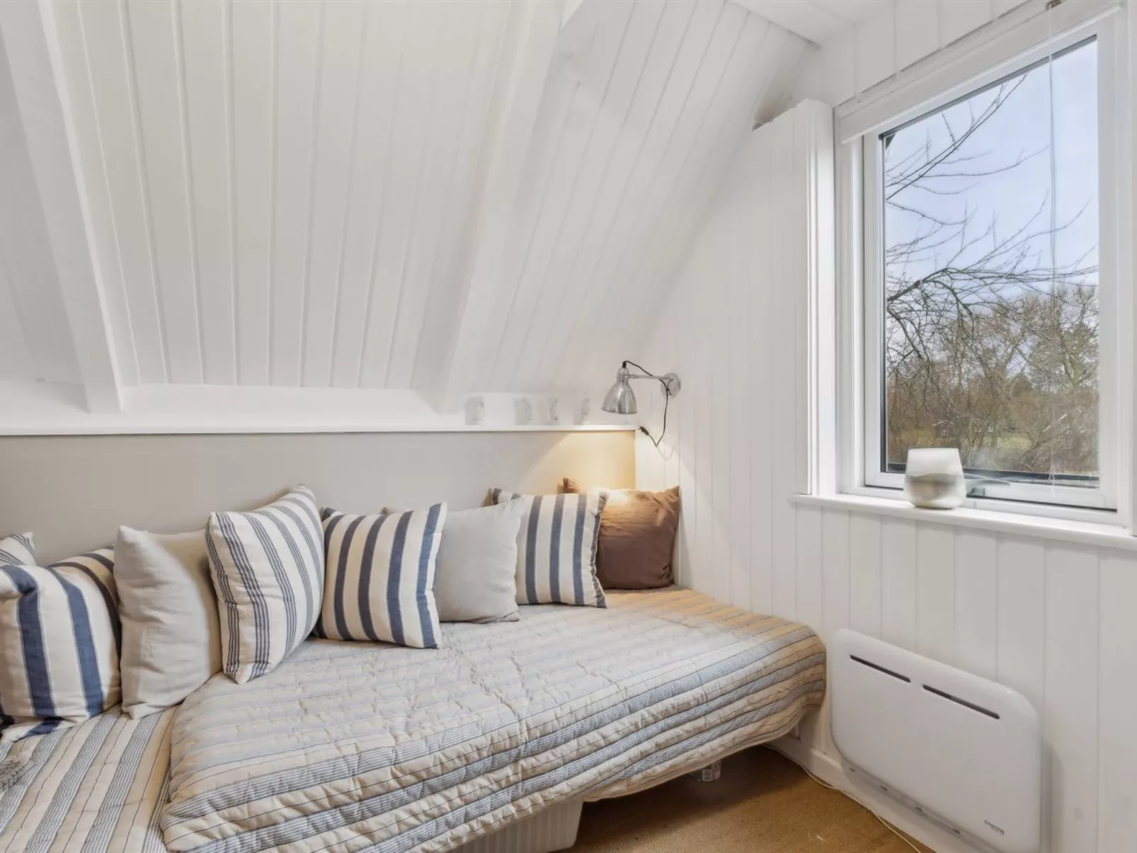 "Svenne" - 1.4km from the sea-Drinnen