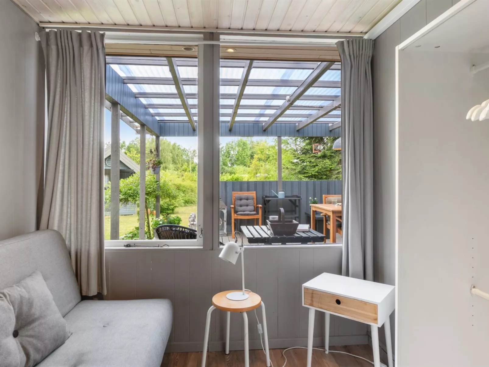 "Keke" - 2.5km from the sea-Dedans