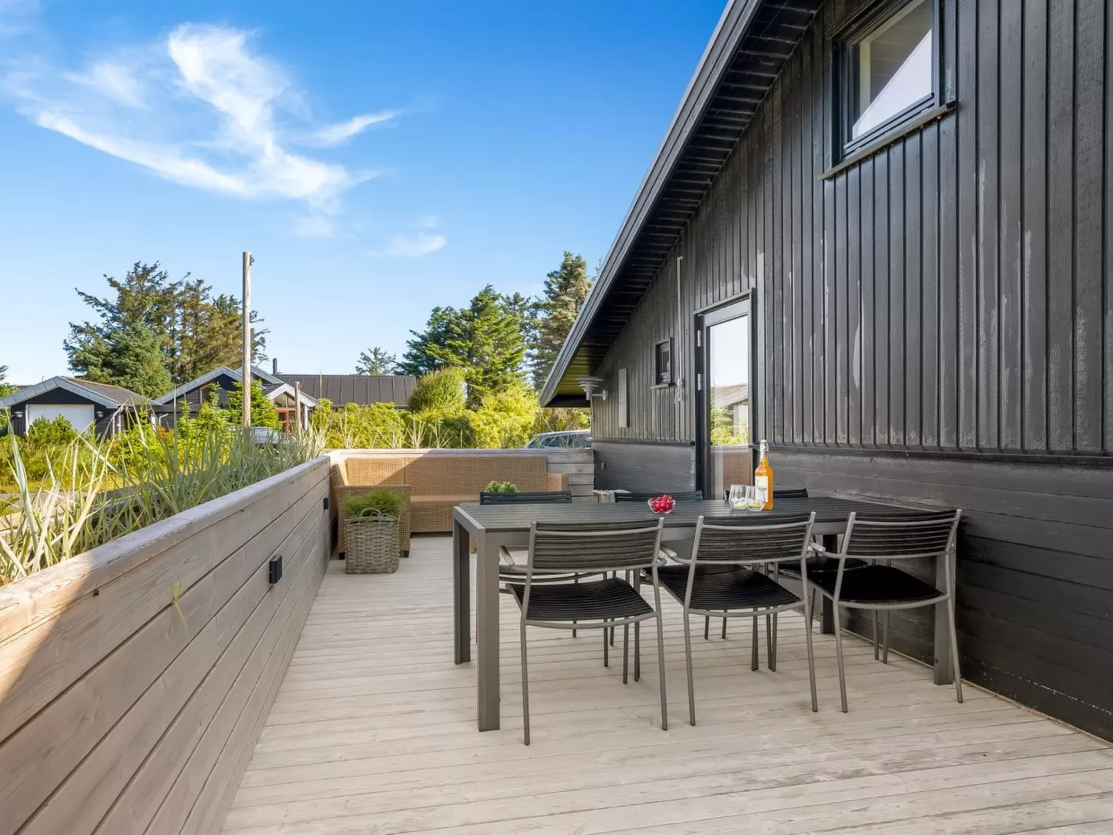 "Verner" - 990m from the sea-Outside