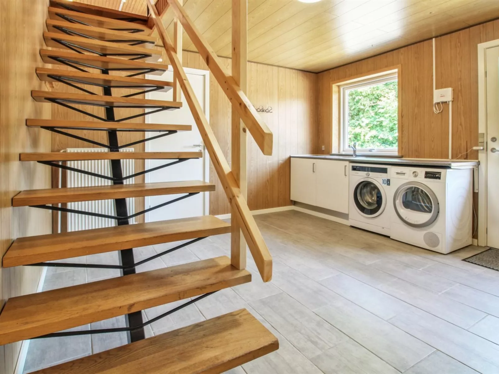 "Drine" - 19km from the sea-Inside