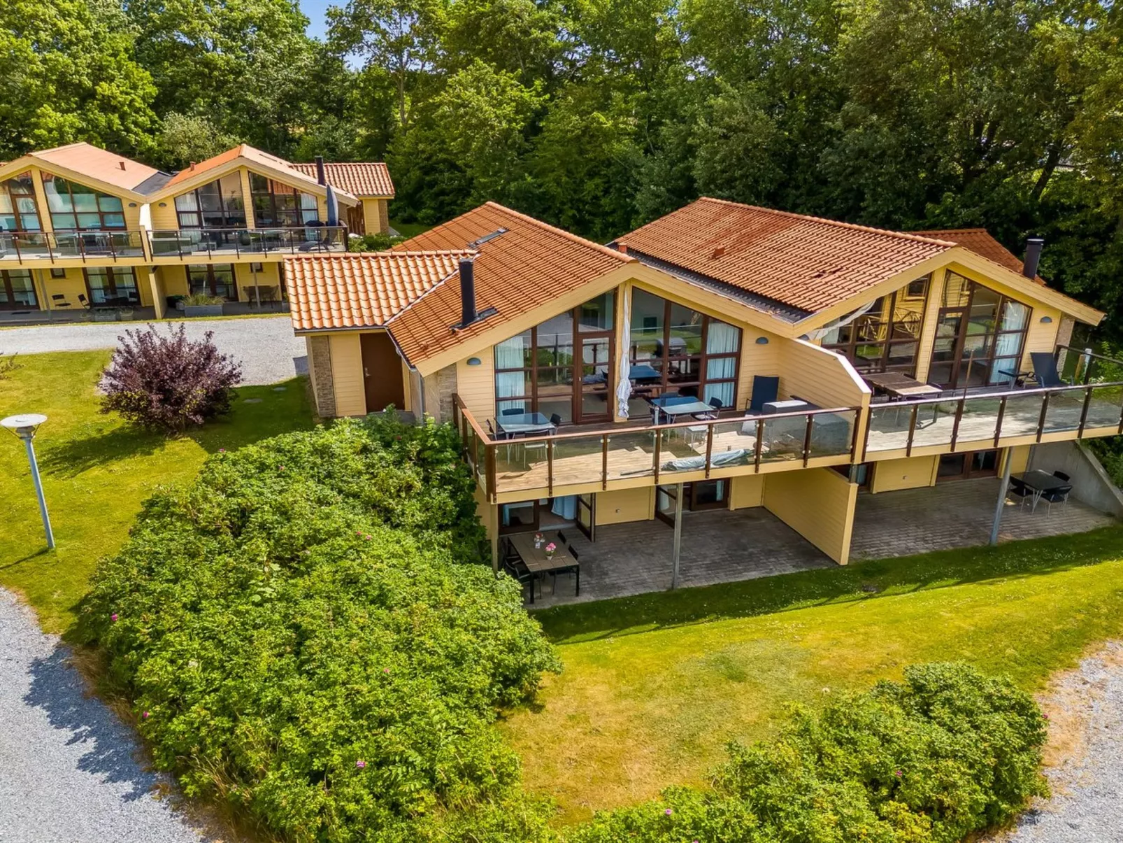 "Rouwen" - 120m from the sea-Draußen