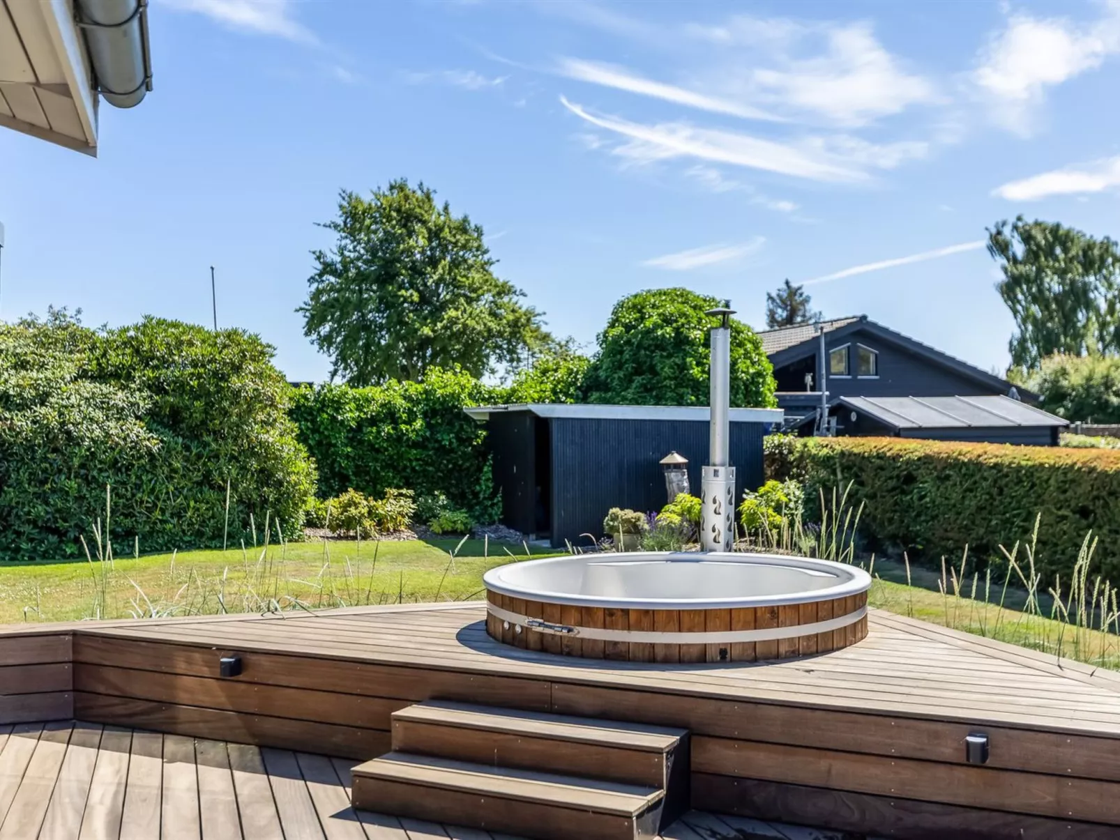 "Tecumseh" - 300m from the sea-Drinnen