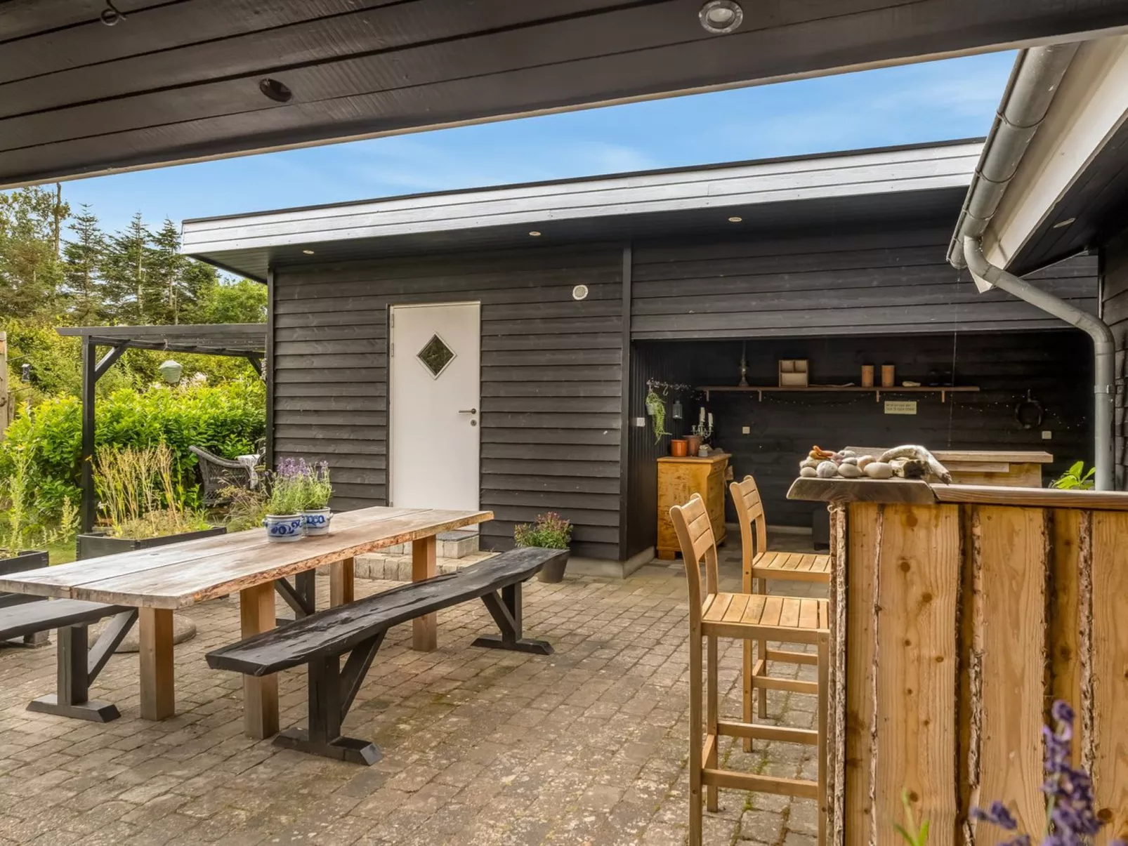 "Diderik" - 20m to the fjord-Outside