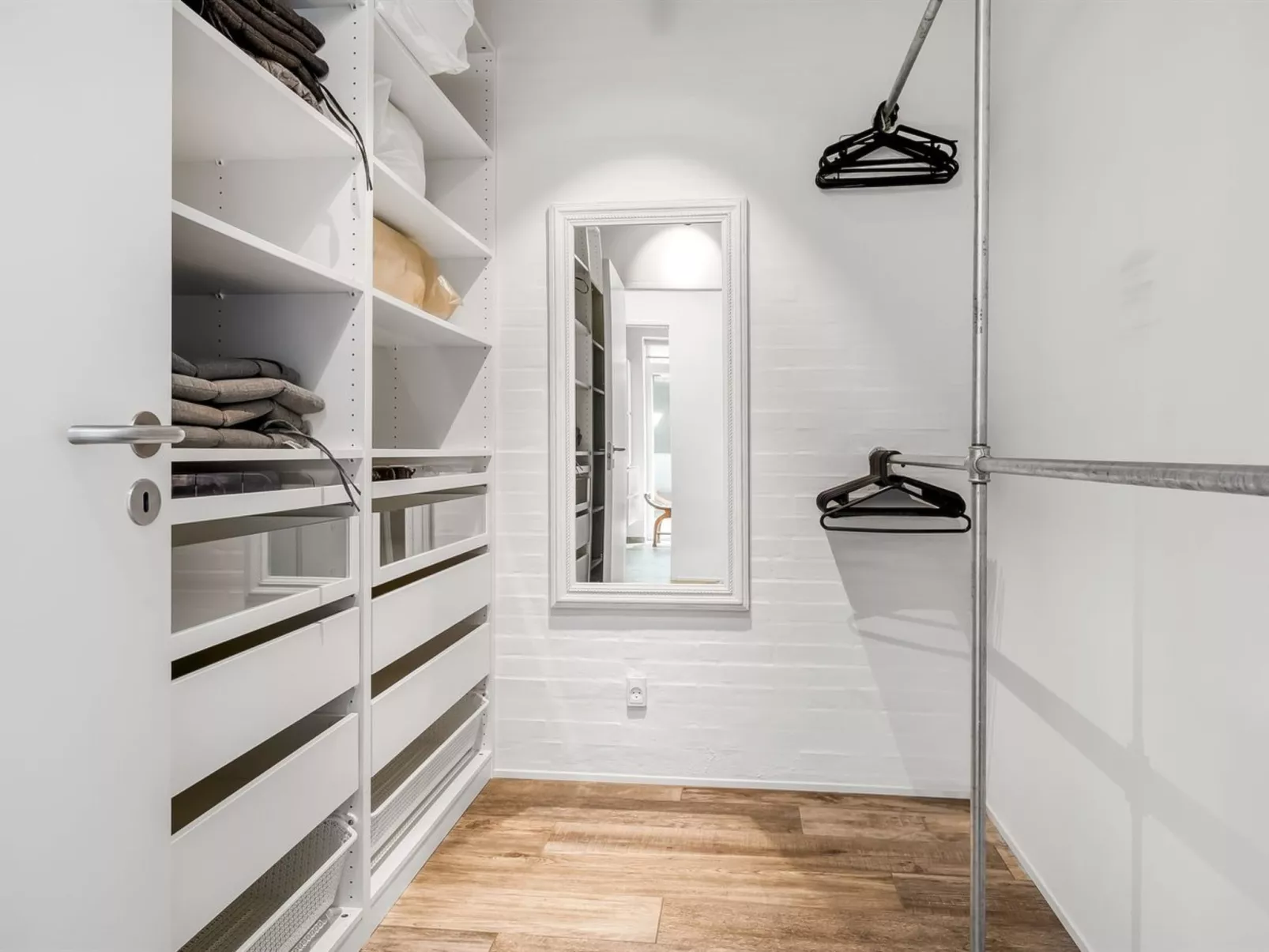 "Bondi" - 75m from the sea-Drinnen