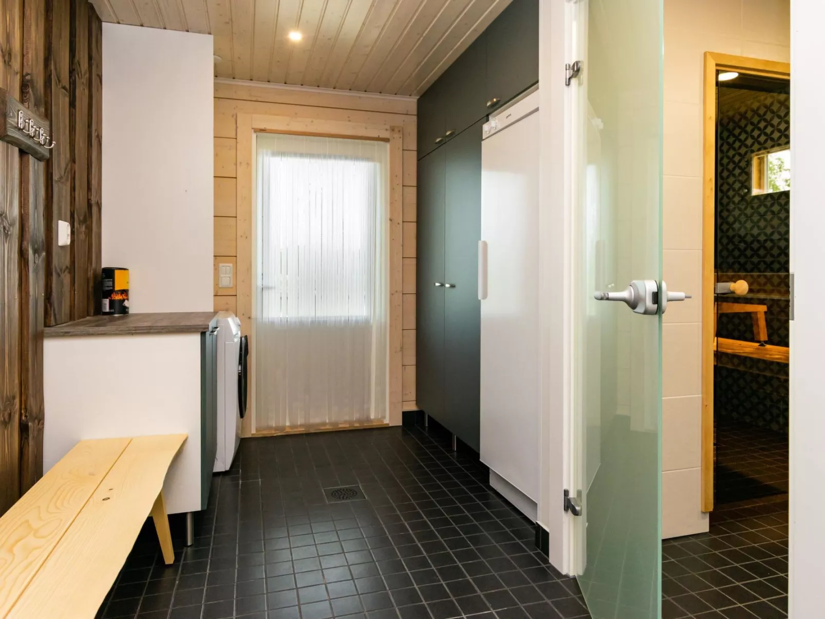 Käpälämäki-Dedans