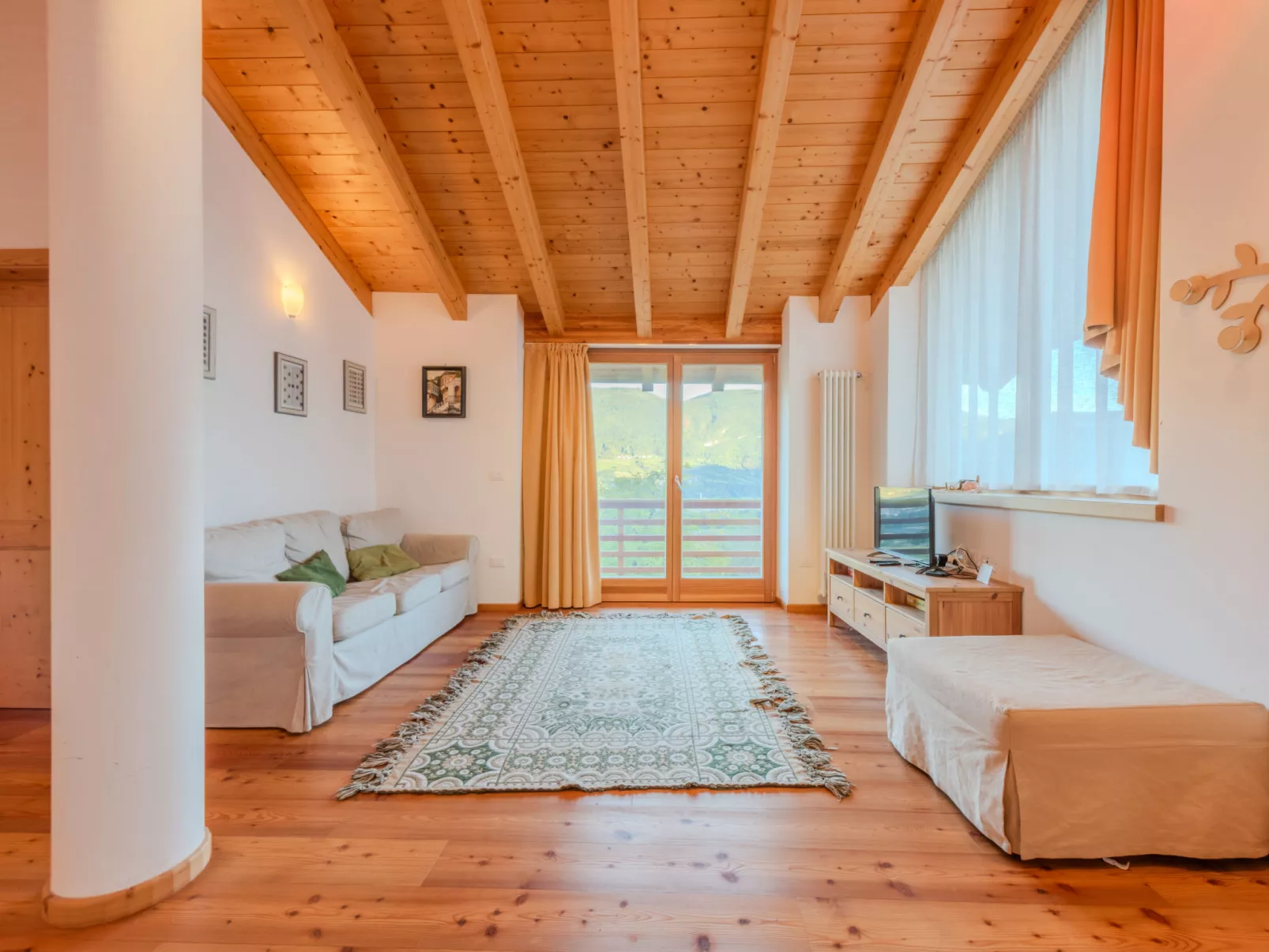 La casa dei Noci-Inside