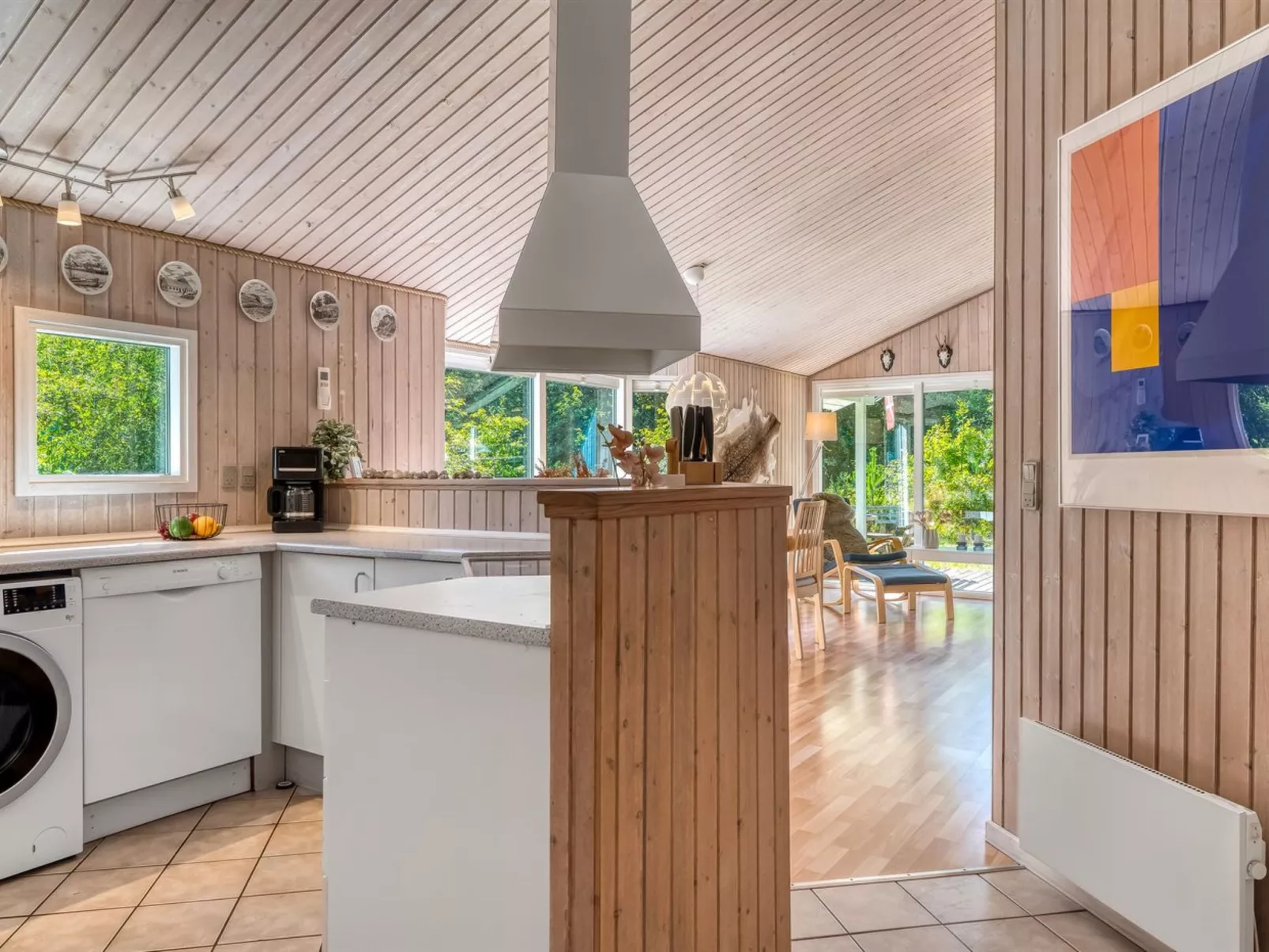 "Elizabeth" - 150m to the fjord-Drinnen