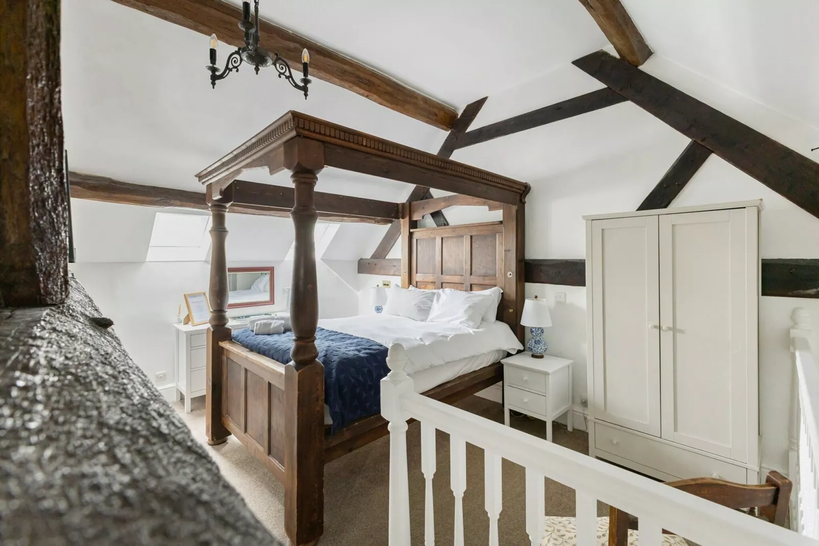 EN_DBY009_Standard Single Room - Shared-Chambre