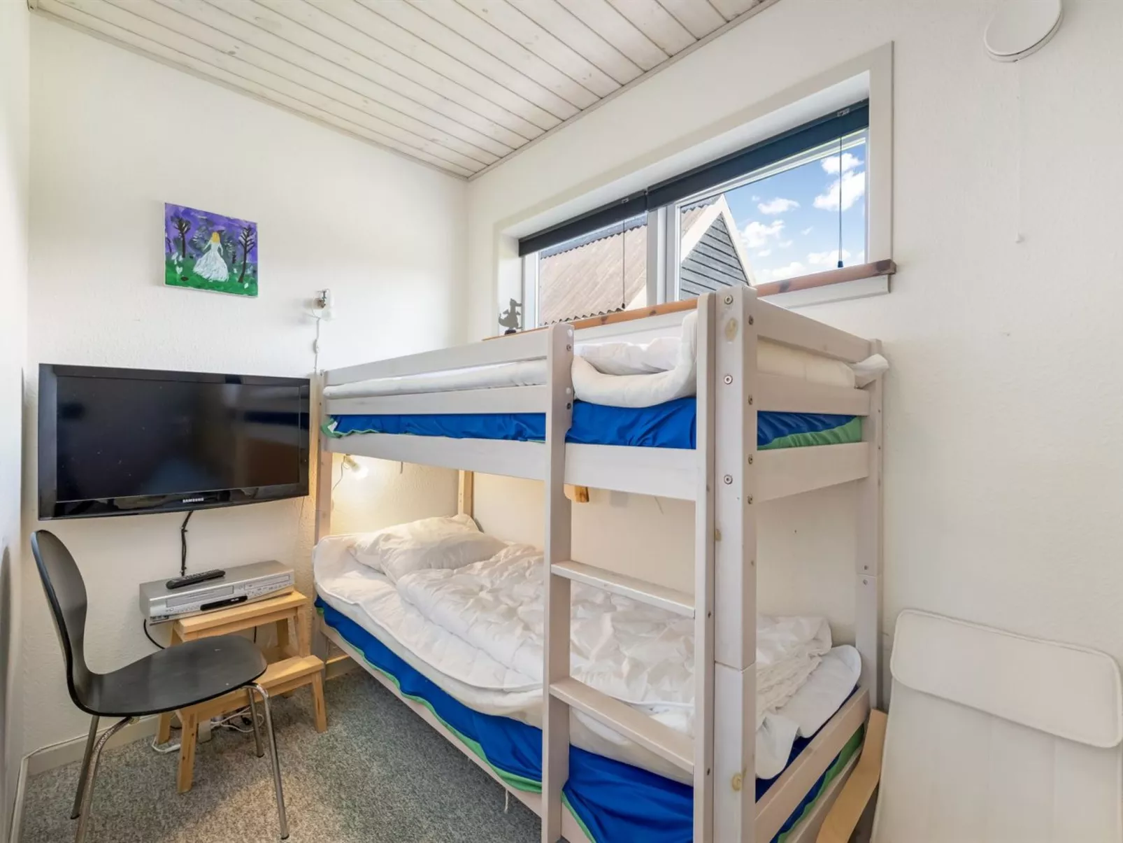 "Anja" - 550m to the fjord-Dedans