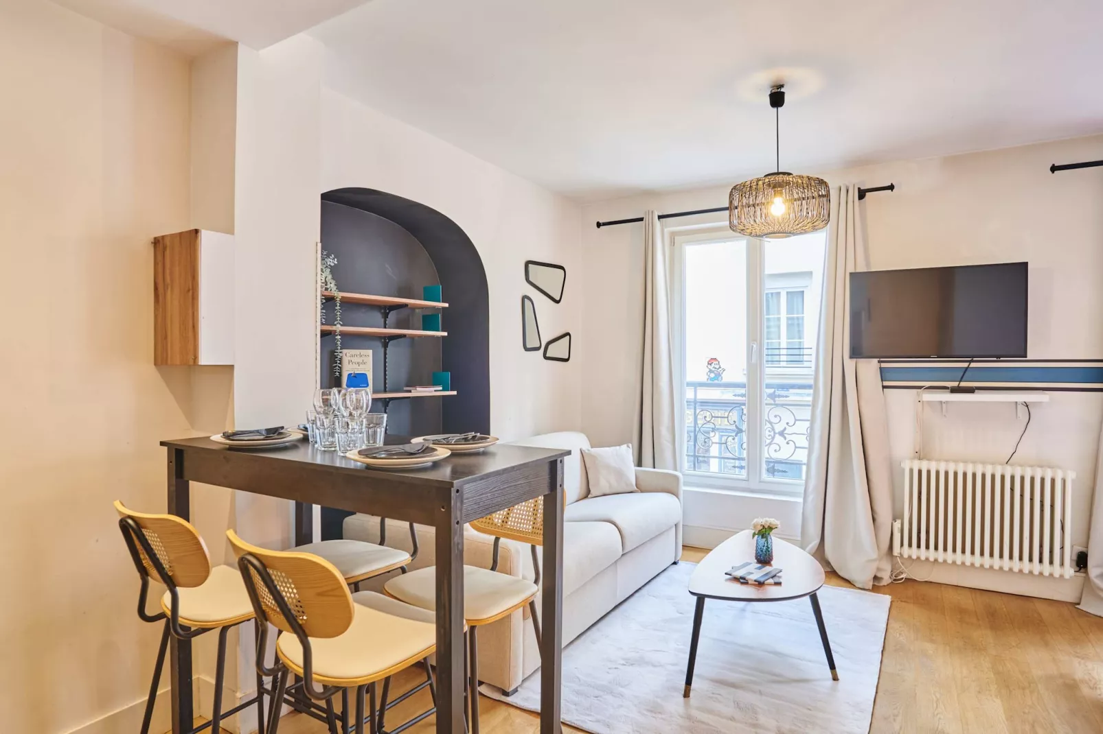 RIVOLI 2 NEW-Nicht zugeordnet