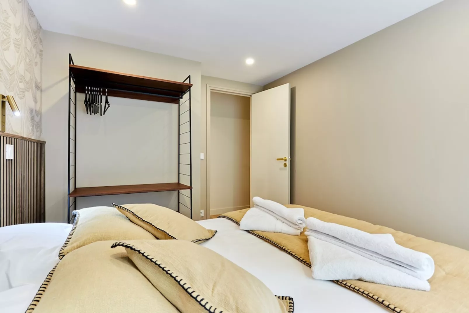 AVRON 2 NEW-Nicht zugeordnet