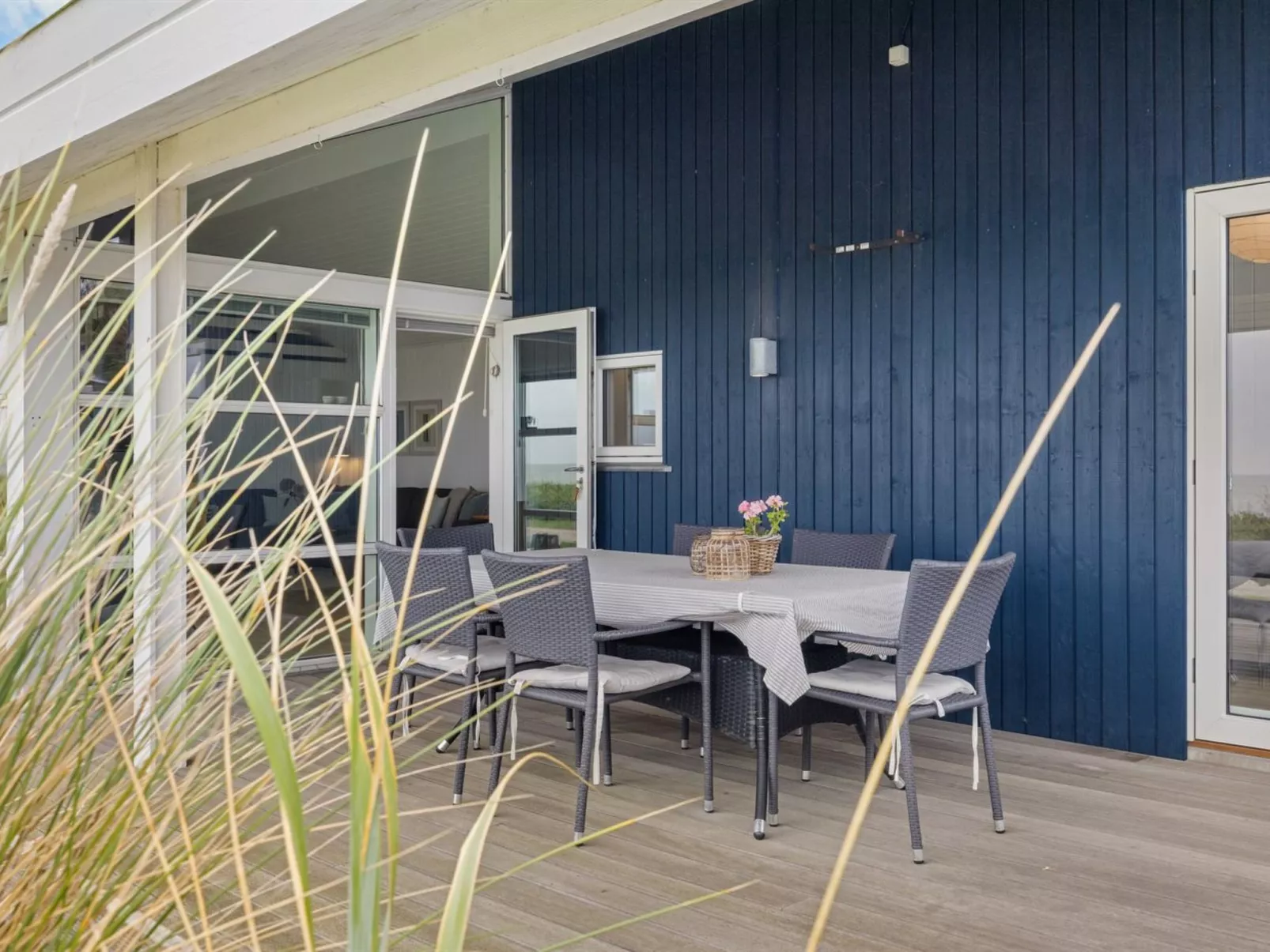 "Gertje" - 20m from the sea-Outside