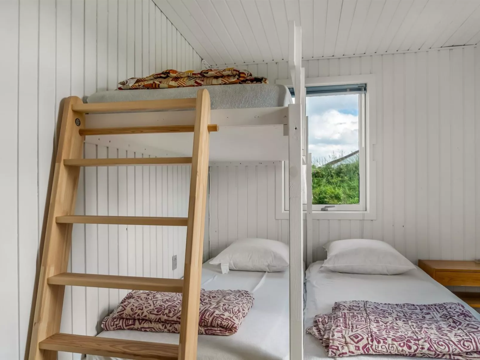 "Myrna" - 250m from the sea-Drinnen