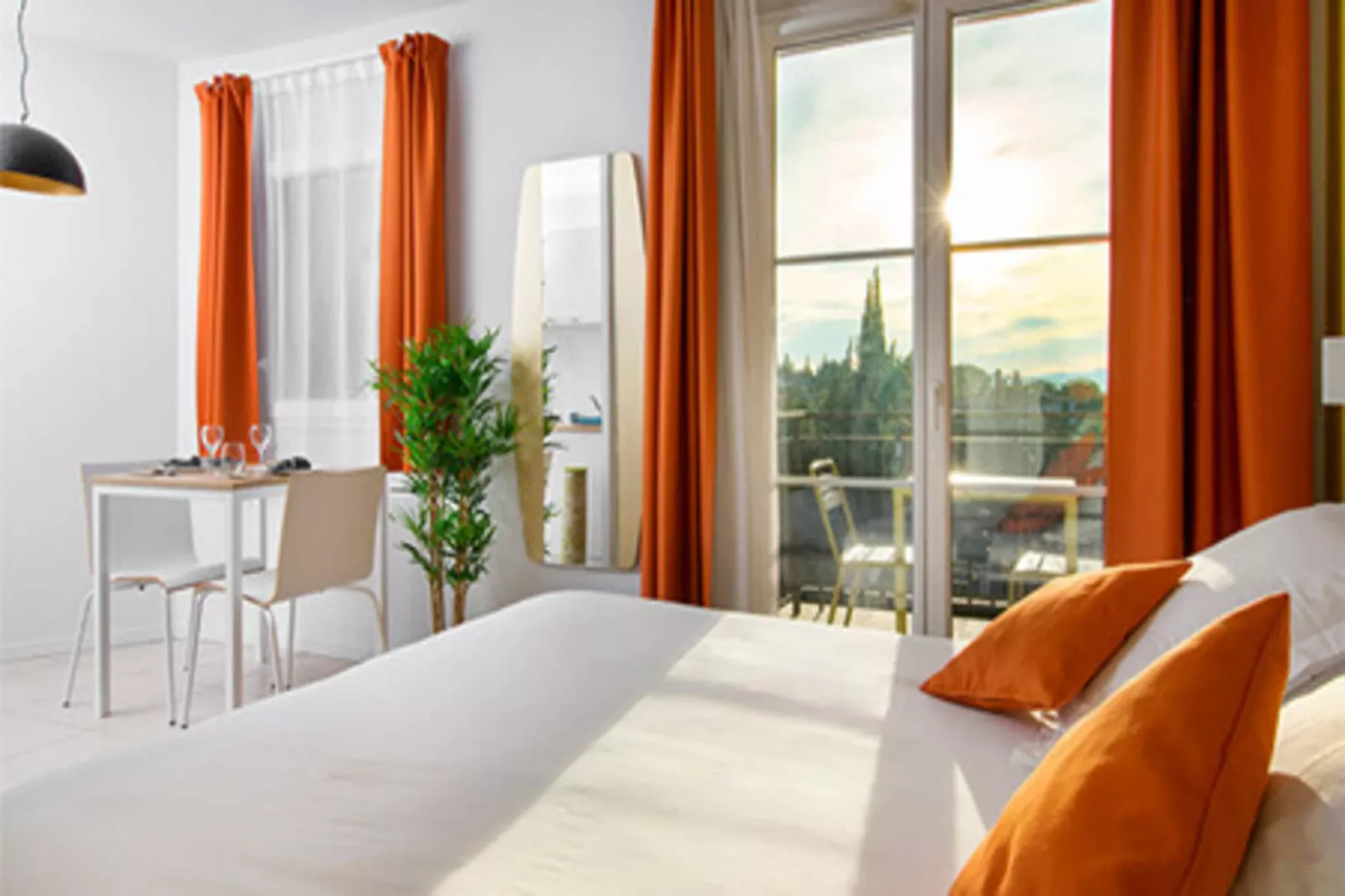 Adonis Mougins T2-Bedroom