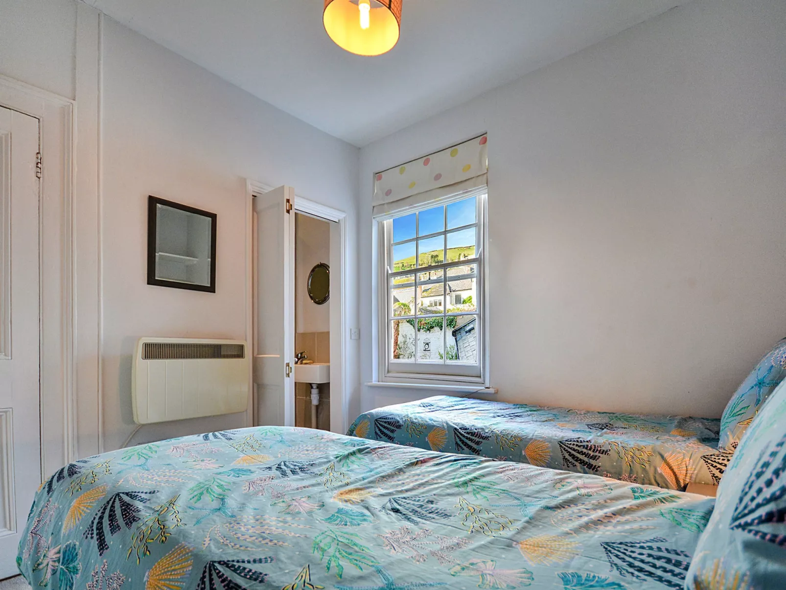 One The Green, Kingsand-Dedans