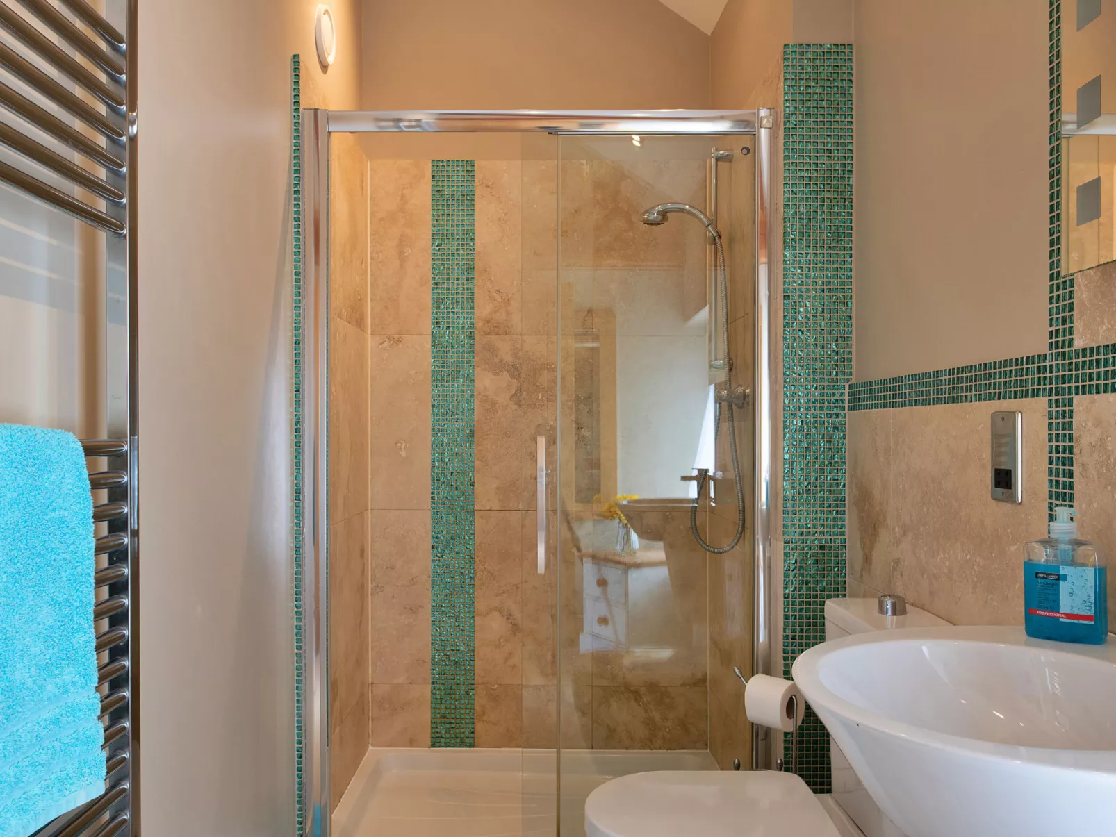 Buzzards View-Dedans