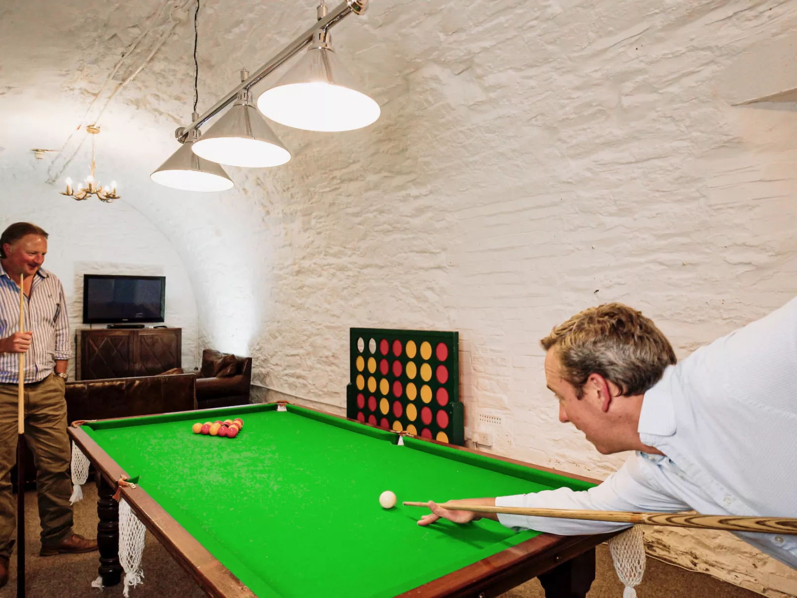 Historic Castle on River Tamar-Draußen