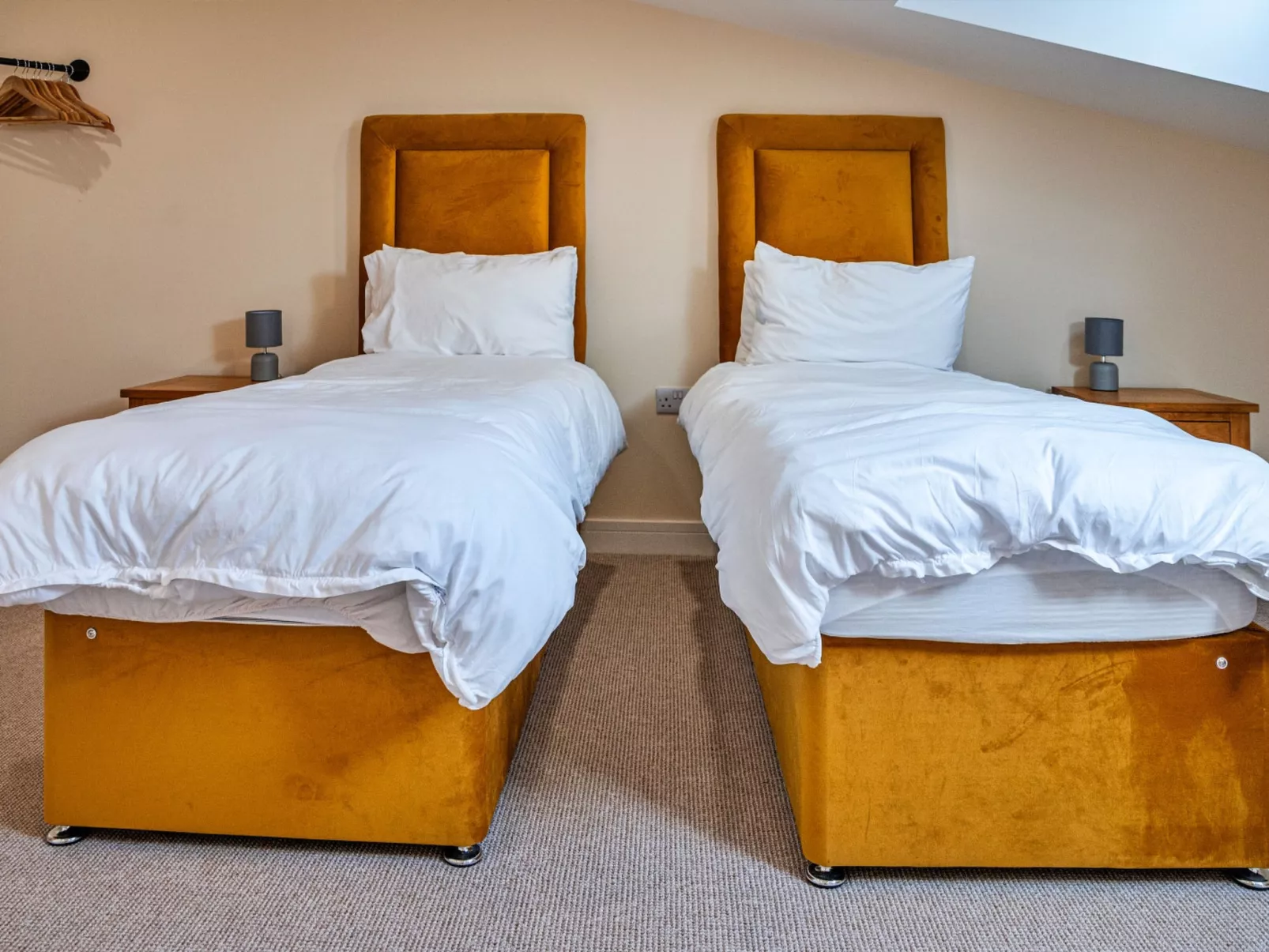 Little Rissington - Barn Seven-Inside