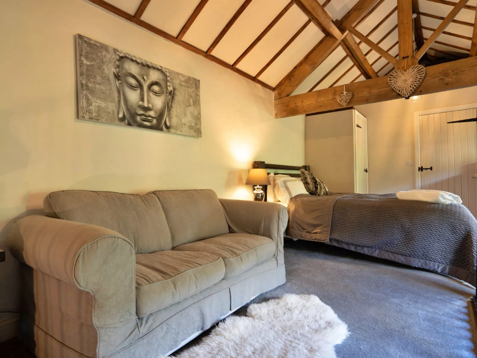 End Barn at Blackclough Farm-Drinnen