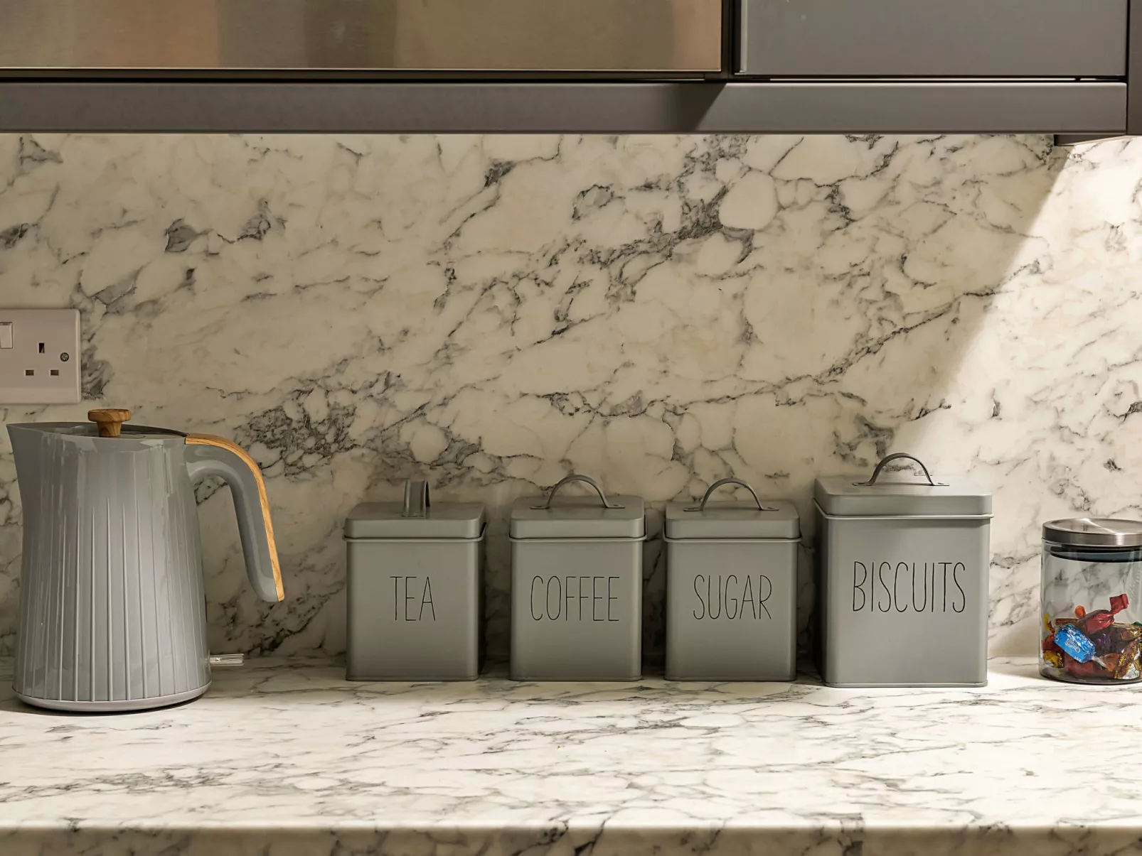 Peace Retreats-Dedans