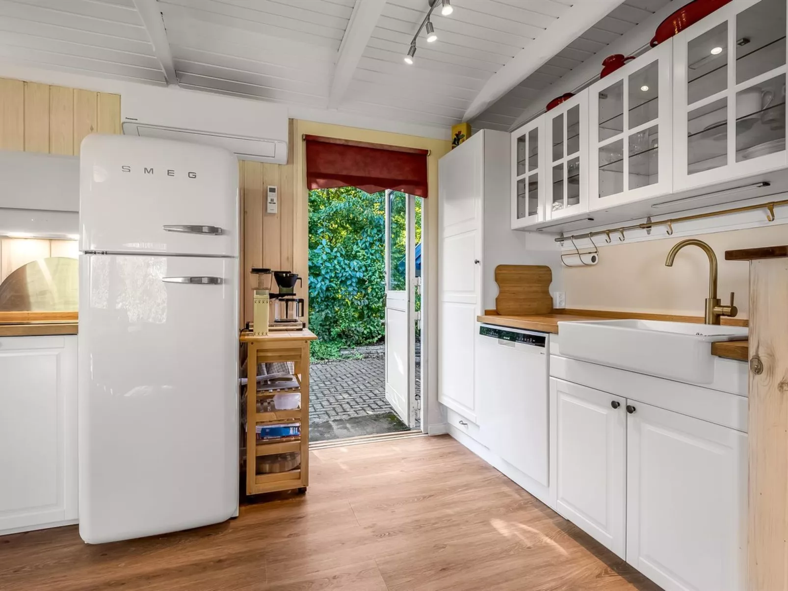 "Leani" - 150m from the sea-Inside