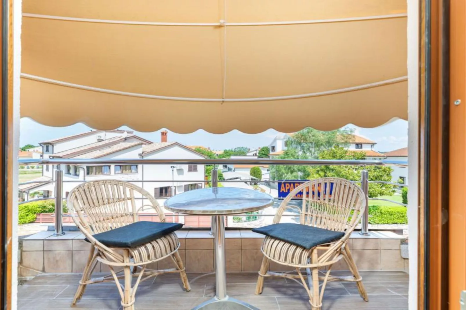 Apartments Manda - One Bedroom Apartment With Terrace (A1)-Terrace balcony