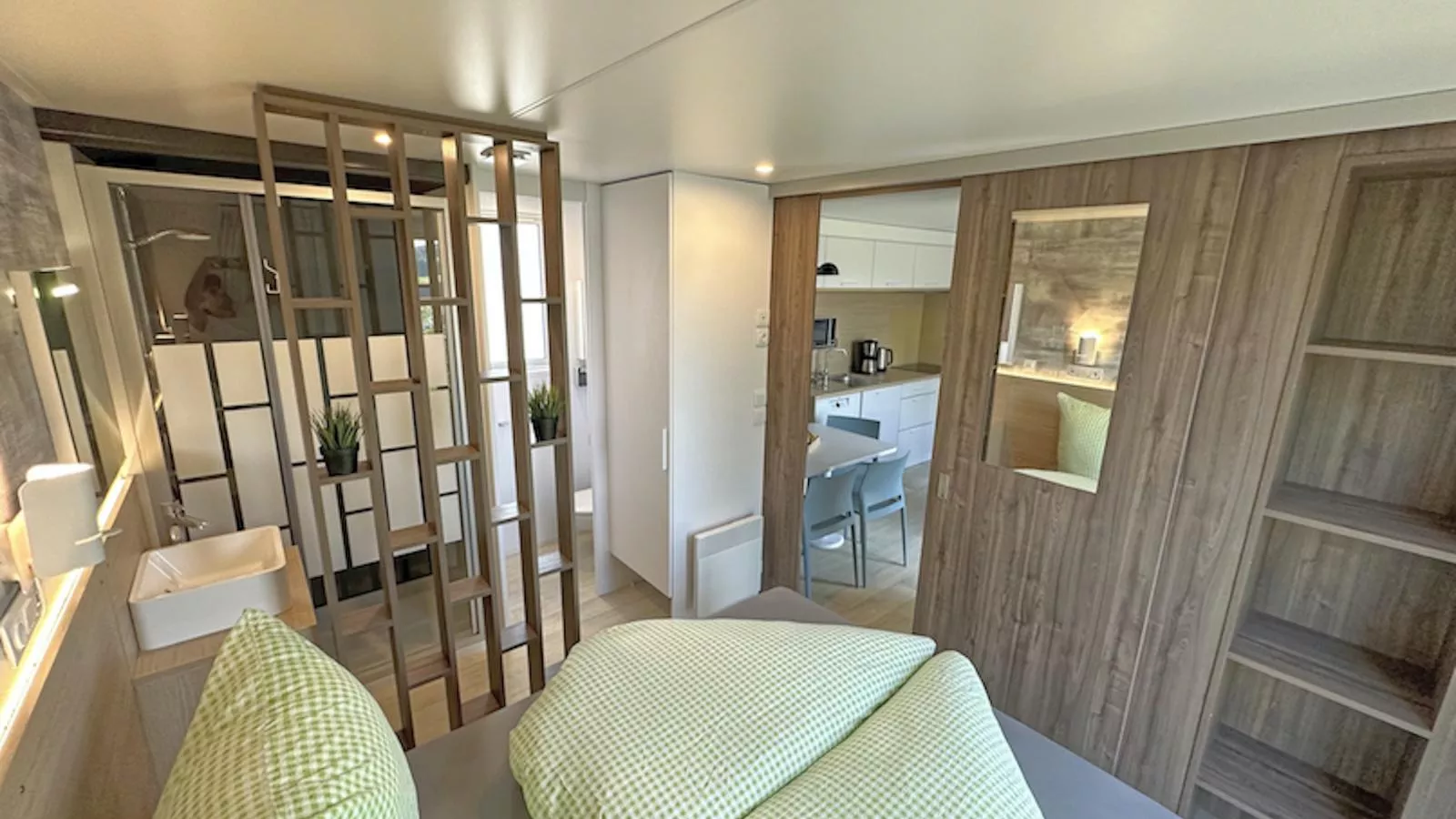 Feriendorf Seeblick - Tiny Chalet Nr 6-Bedroom