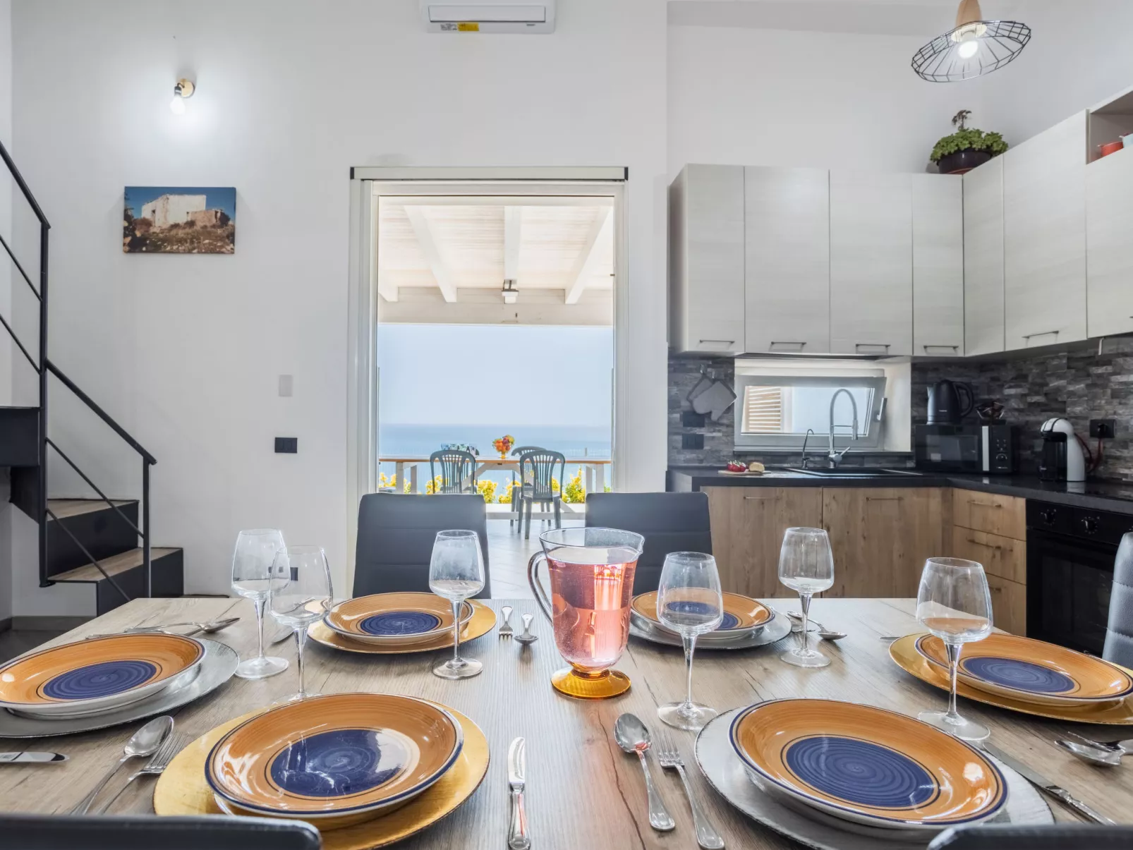 Orizzonte Holidays-Drinnen