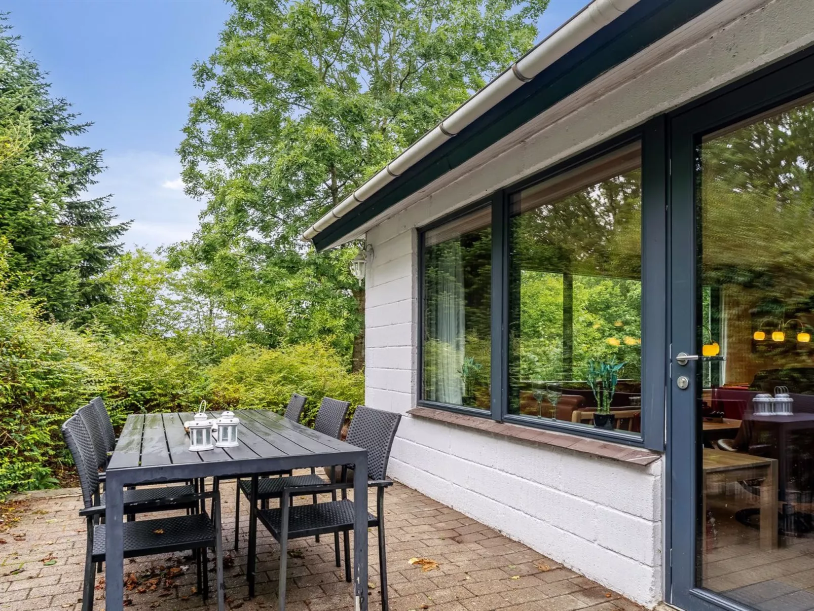 "Velika" - 300m to the fjord-Outside