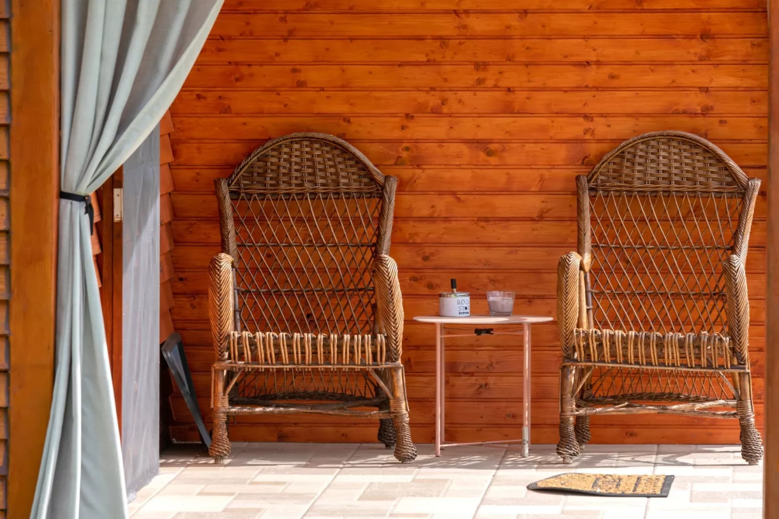 Robinzonski Kamp Hofman - Private Bungalow-Extérieur