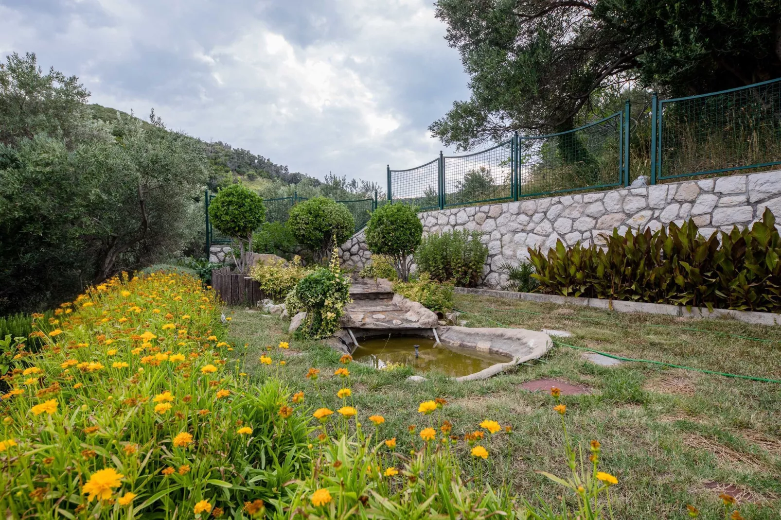 Guest House Villa Anggela - Double Room with Balcony and Sea View (BR3)-Outdoor